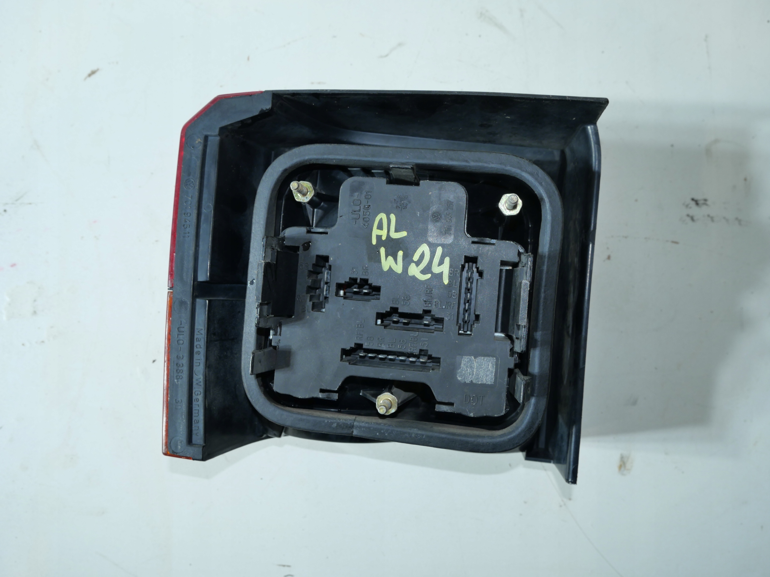 light left rear part rear 70194511 VW TRANSPORTER