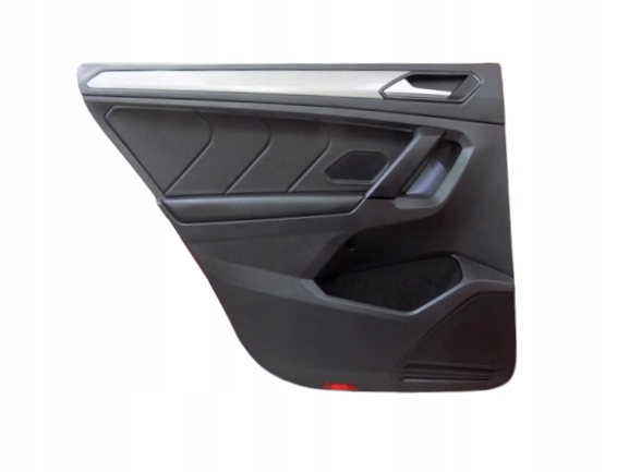 BOCZEK DRZWI LEWY TYŁ TIGUAN ALLSPACE SKÓRA