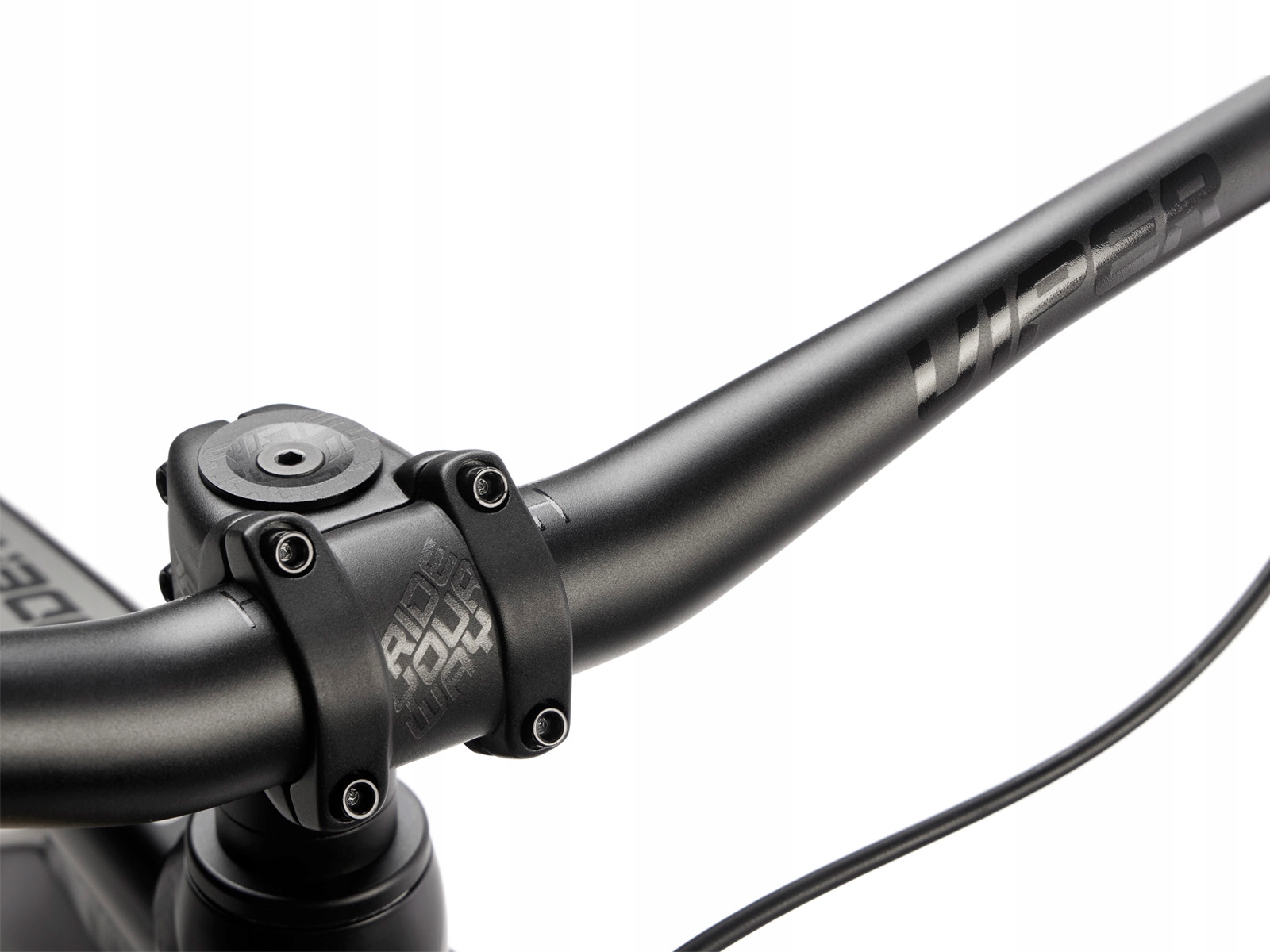 Thunderbird Superenduro Evo Amortyzacja przód i tył