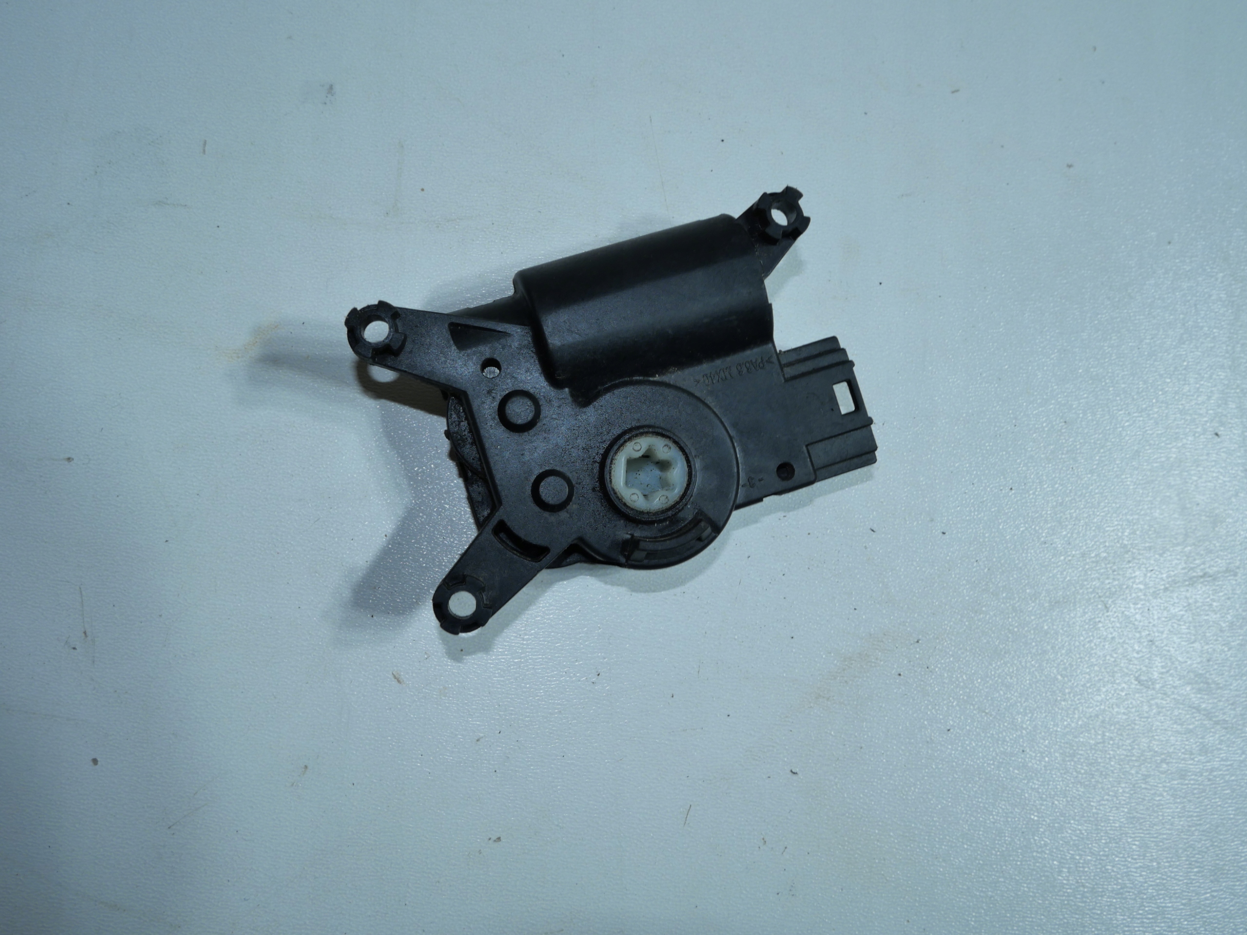VW SEAT SKODA AUDI Micro moteur KLAP Bloc de chauffage complet 52411483 R09