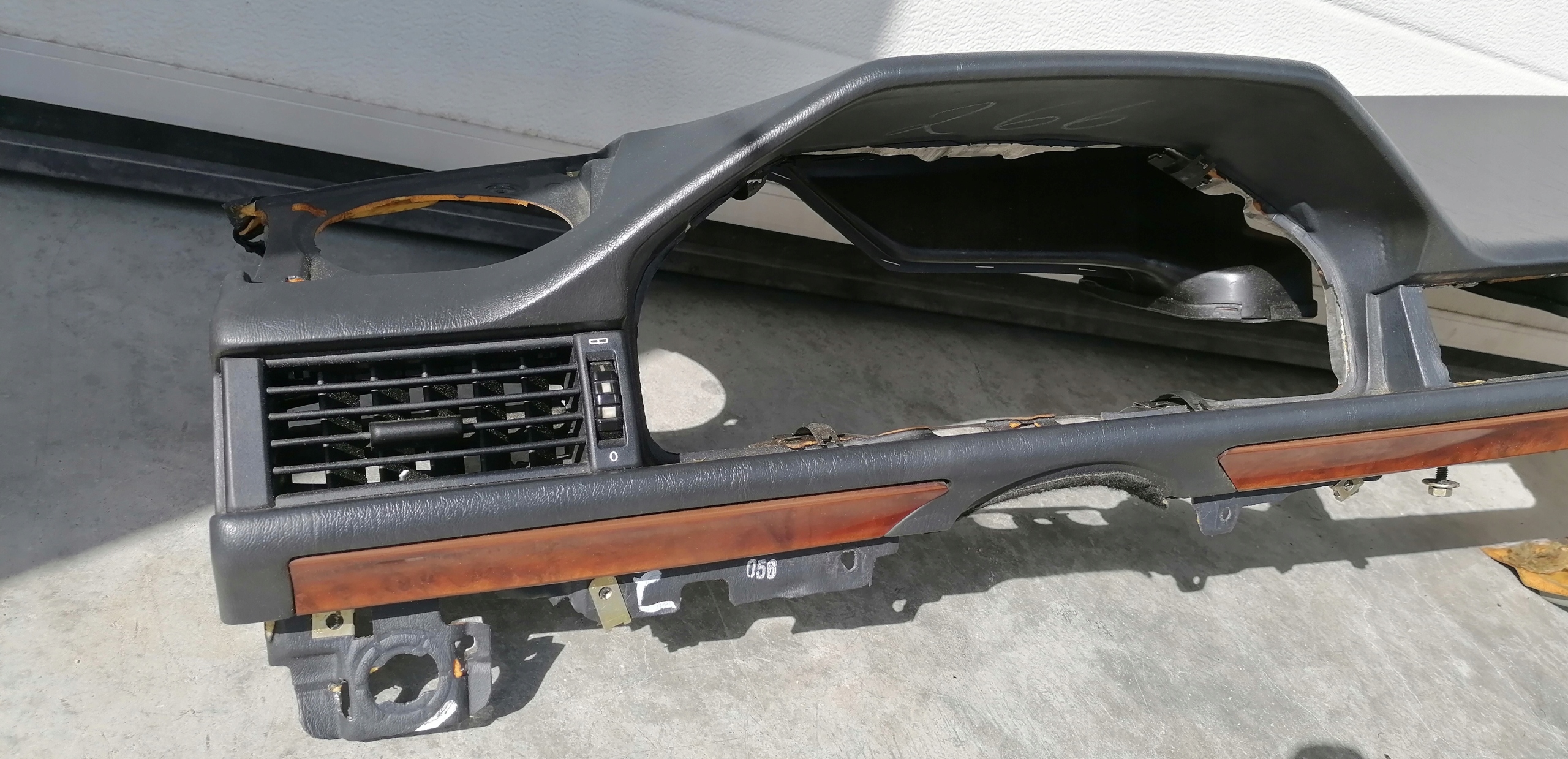 торпеда консоль MERCEDES W124