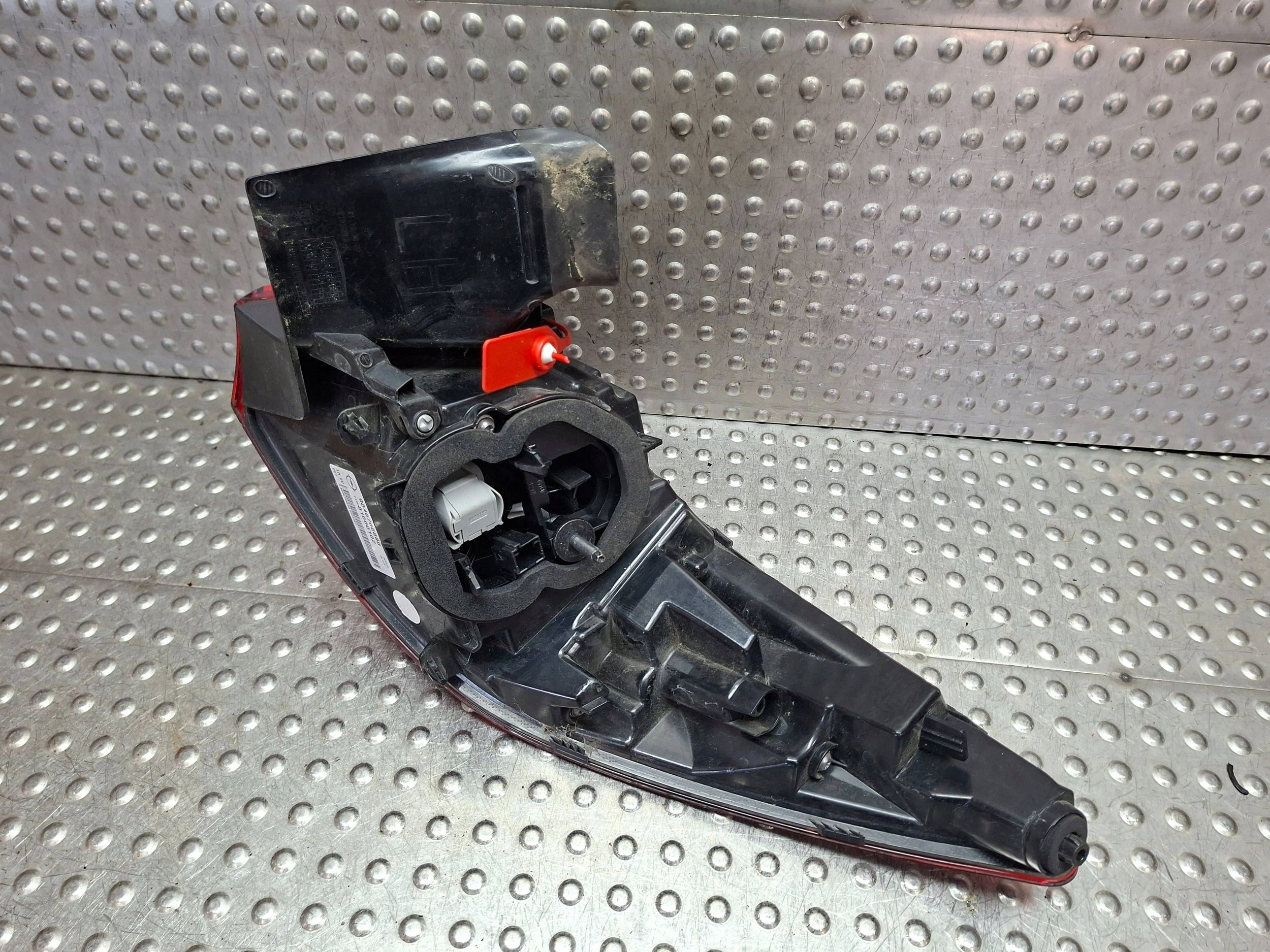light left rear part 9846766880 OPEL GRANDLAND X 2021