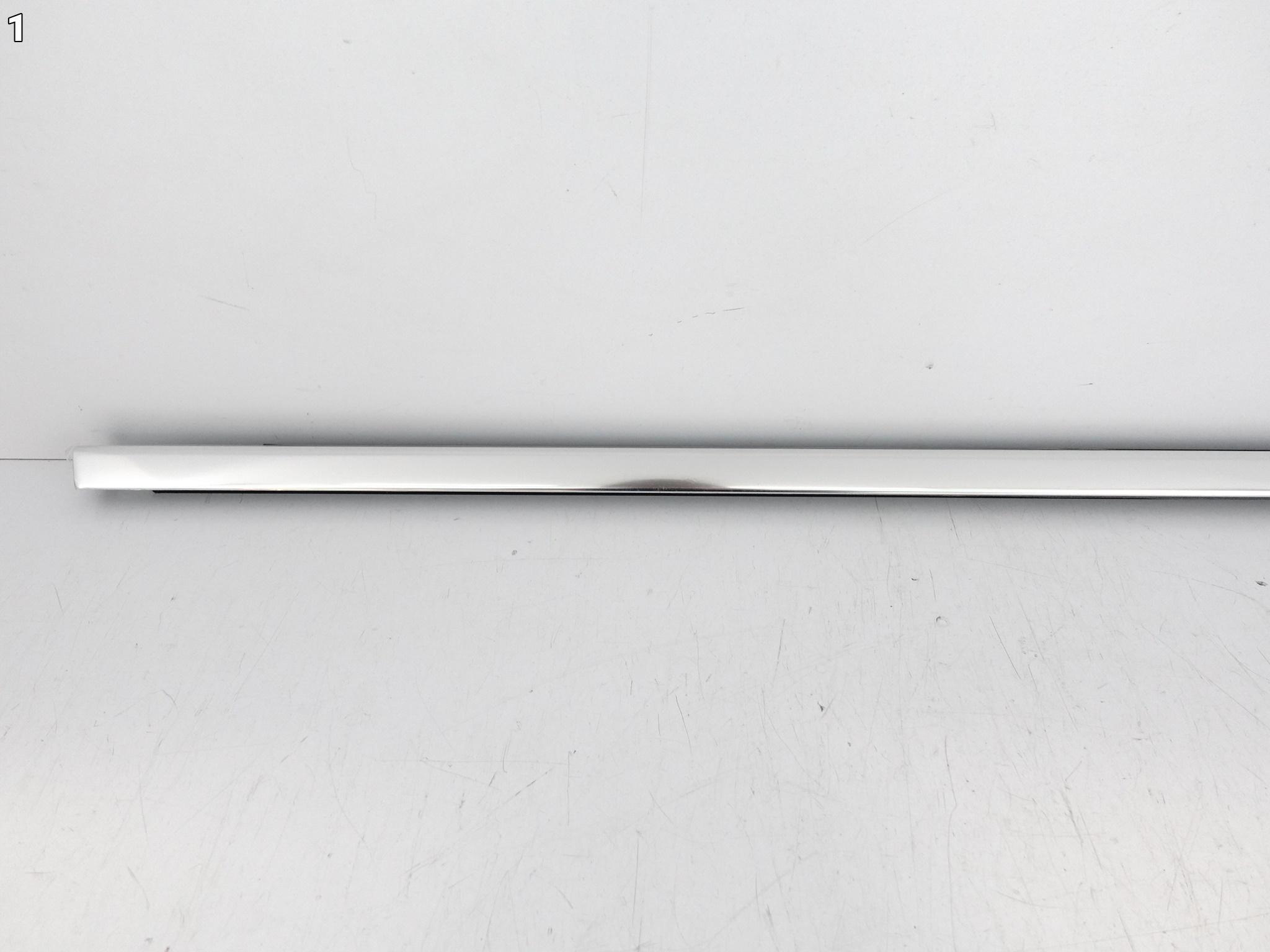 PORSCHE MACAN 14- LIFT moulding dust windows door right front CHROM GV9