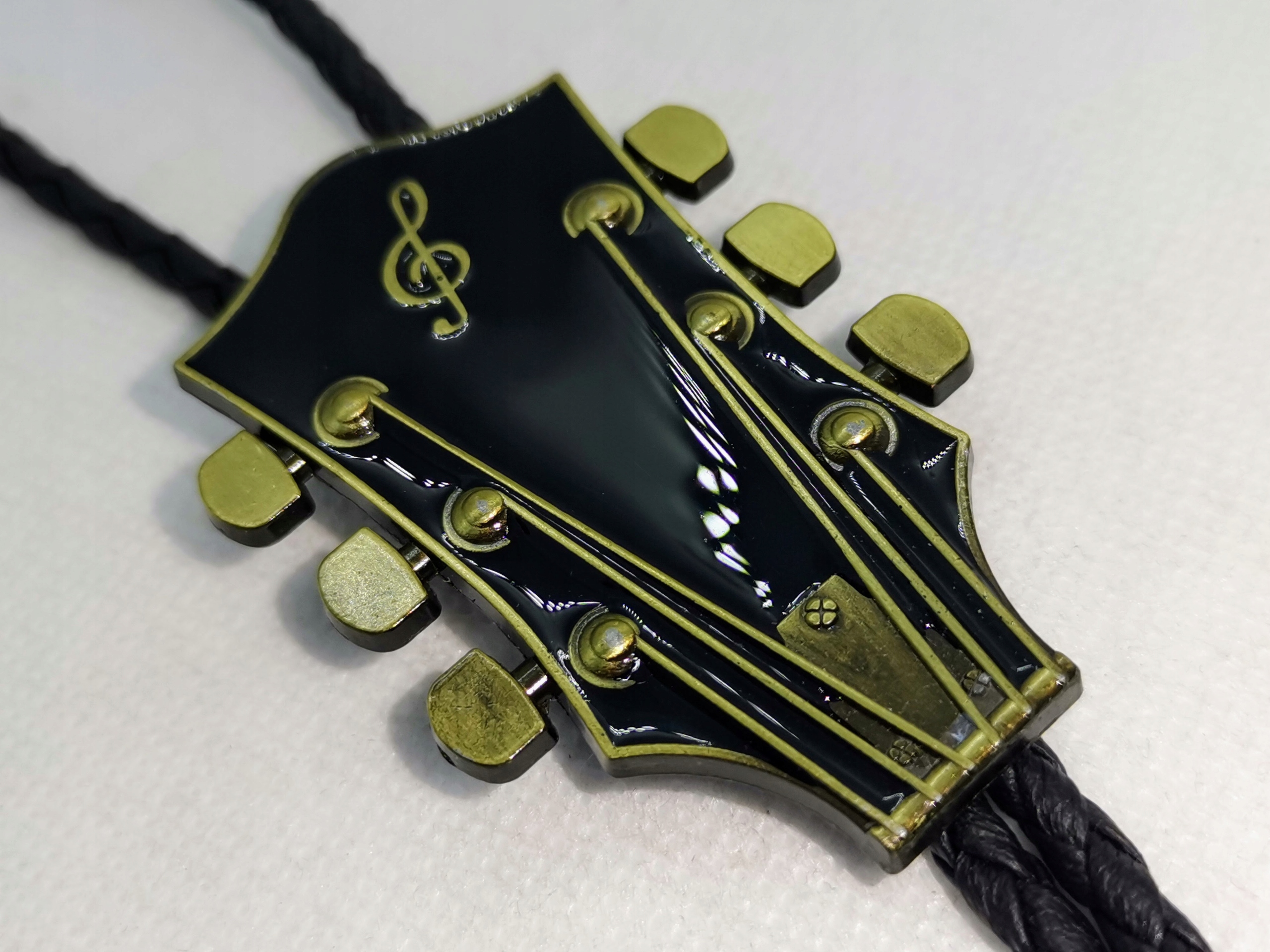 

Country bolo krawat kowboj gitara stroik czarny zł