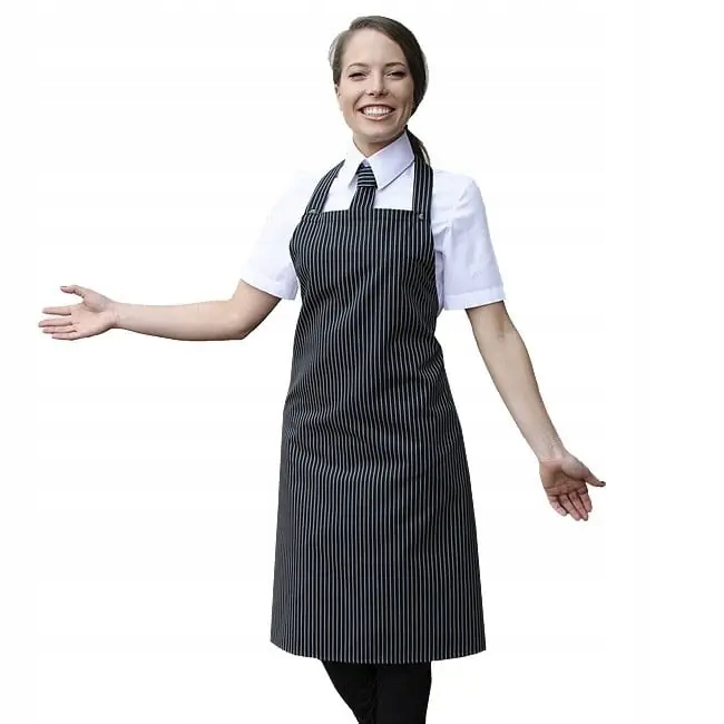 Přední kuchyňská zástěra s černobílými pruhy