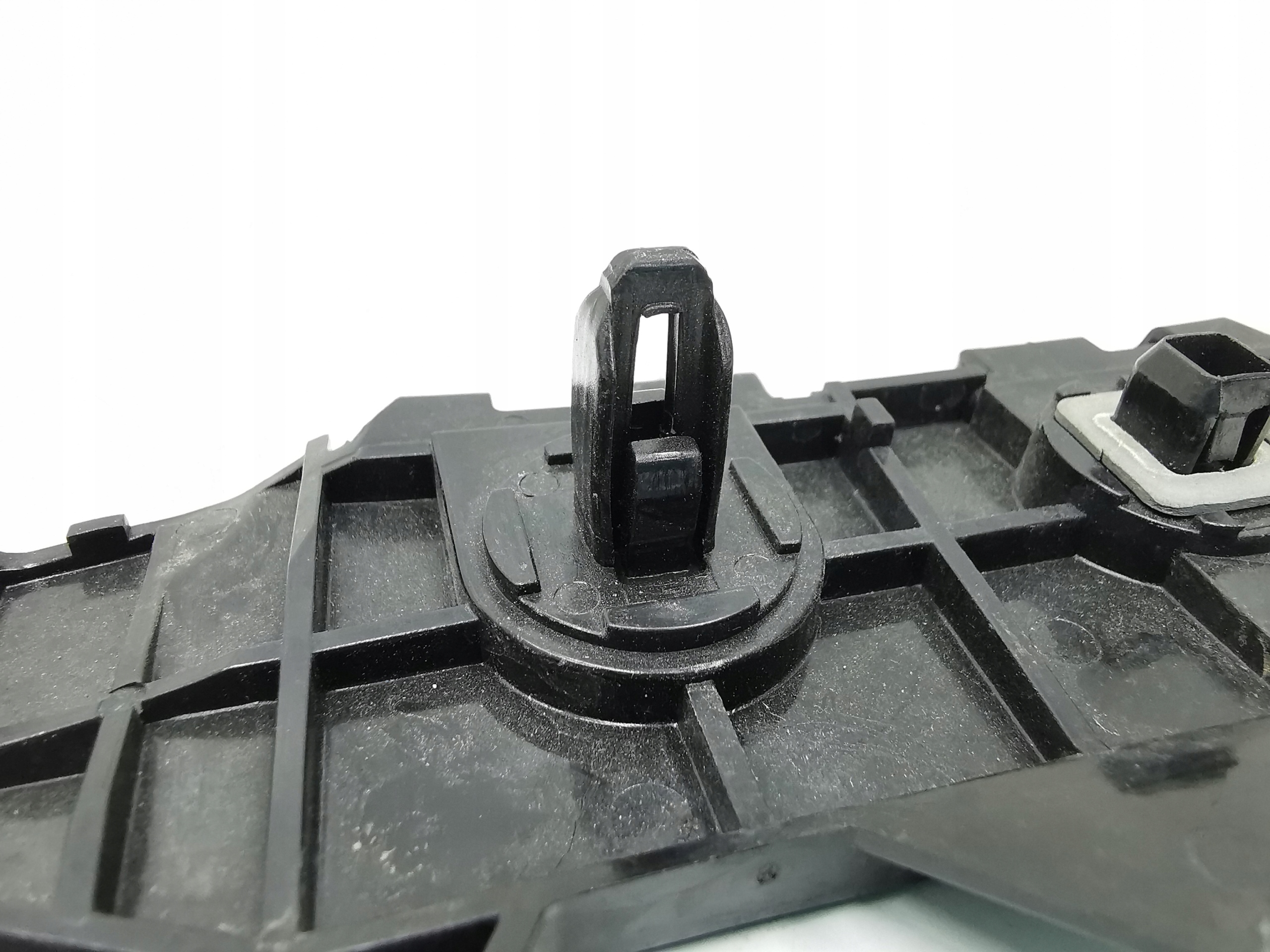 bumper bracket left rear part TOYOTA COROLLA E15 52158-02020