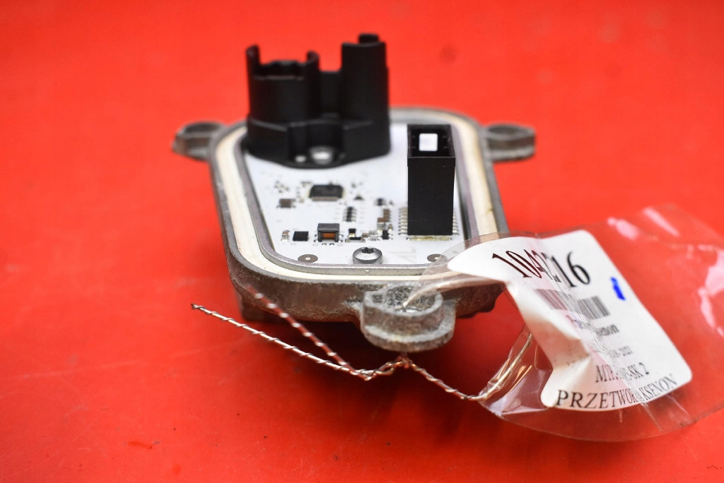 control unit module LED left Z with an indicator 1473000725 AUDI E-TRON 18-21