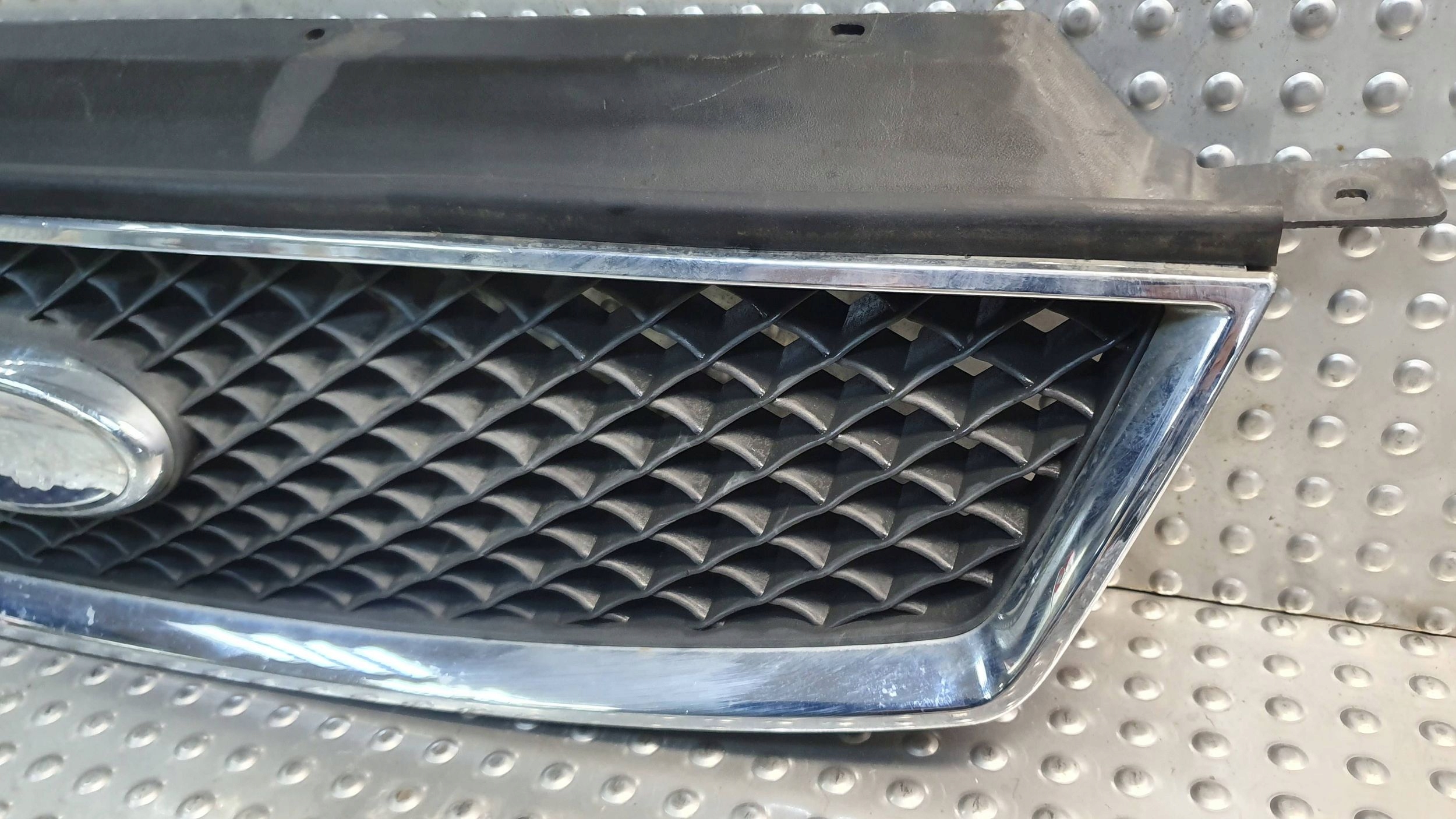 Grill Grill FORD C-MAX MK1 3M51-R8138 03