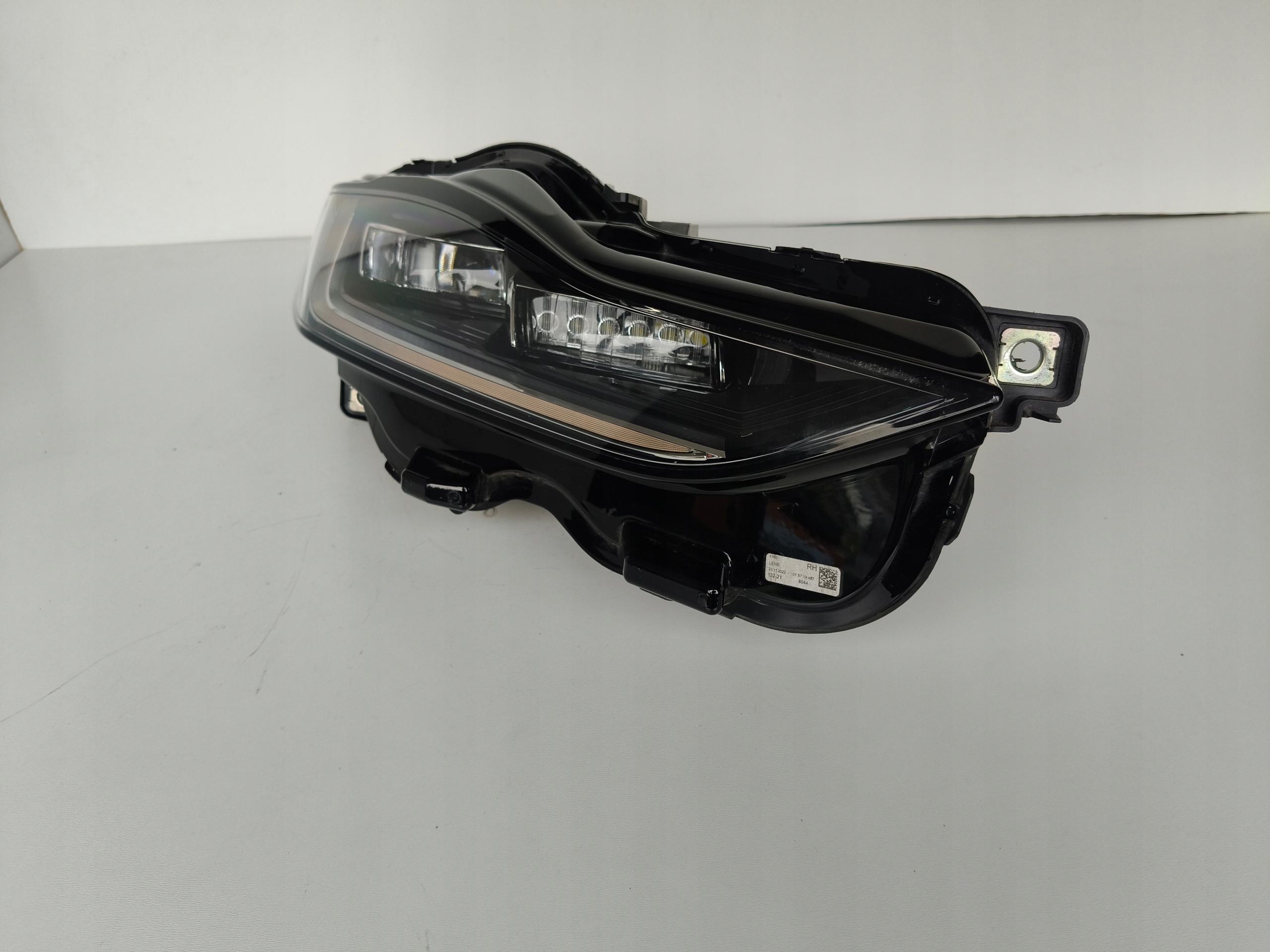light right REFLEKTOR JAGUAR XE 19- LIFT FULL LED
