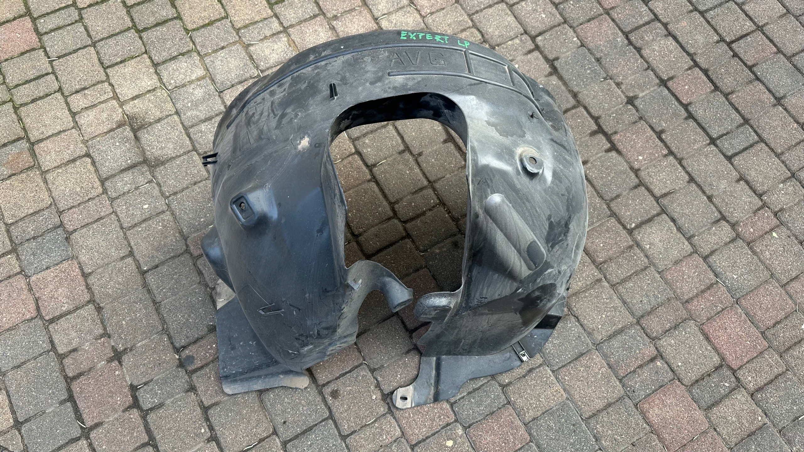 PEUGEOT EXPERT JUMPY PROACE VIVARO SCUDO TRAVELLER NADKOLE LEWE PRZÓD