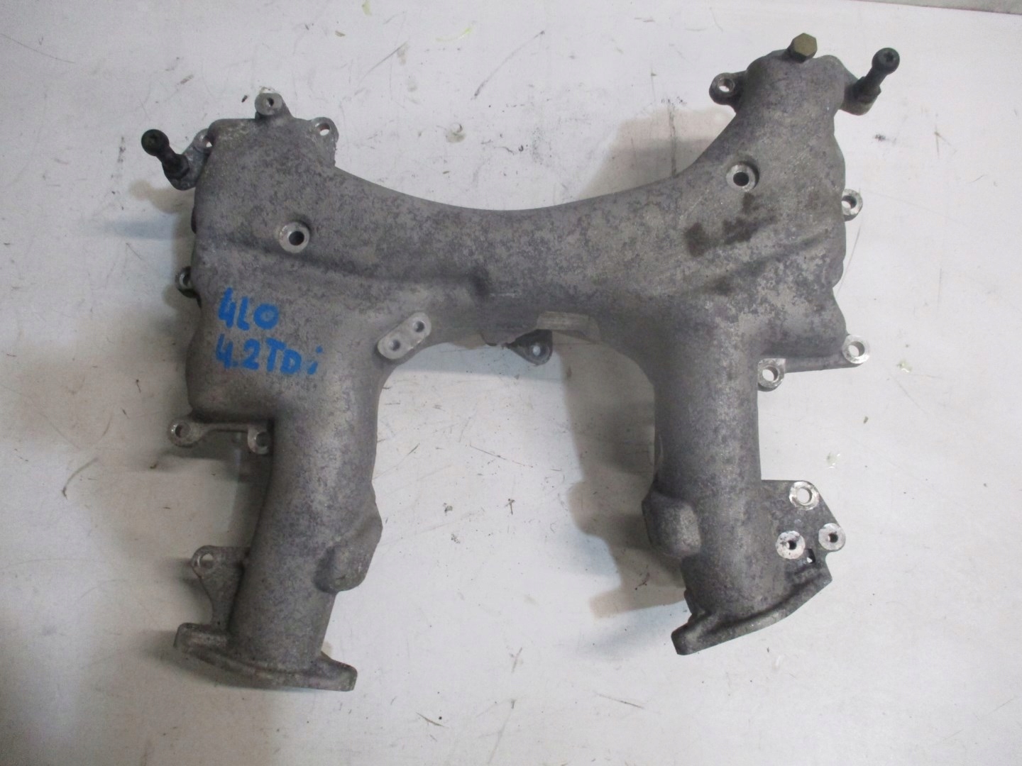 intake manifold AUDI Q7 4L0 057145770N MBF