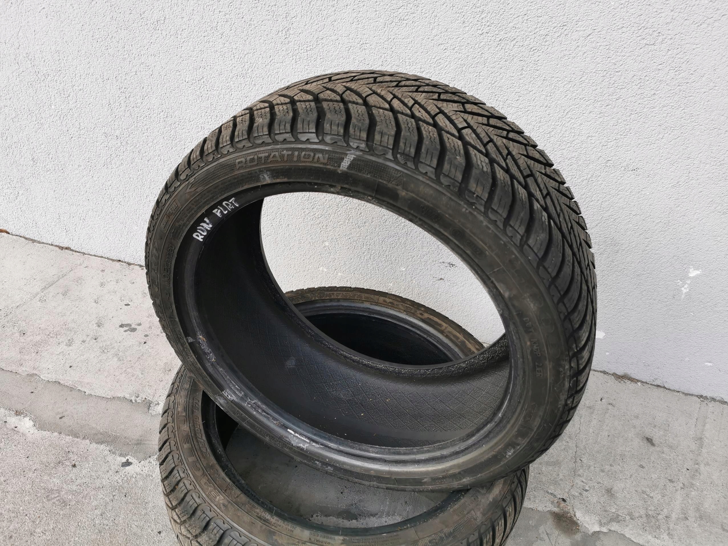 OPONY ZIMOWE GOODYEAR 245/40 R18 97V M+S RUNFLAT Sezon zimowe