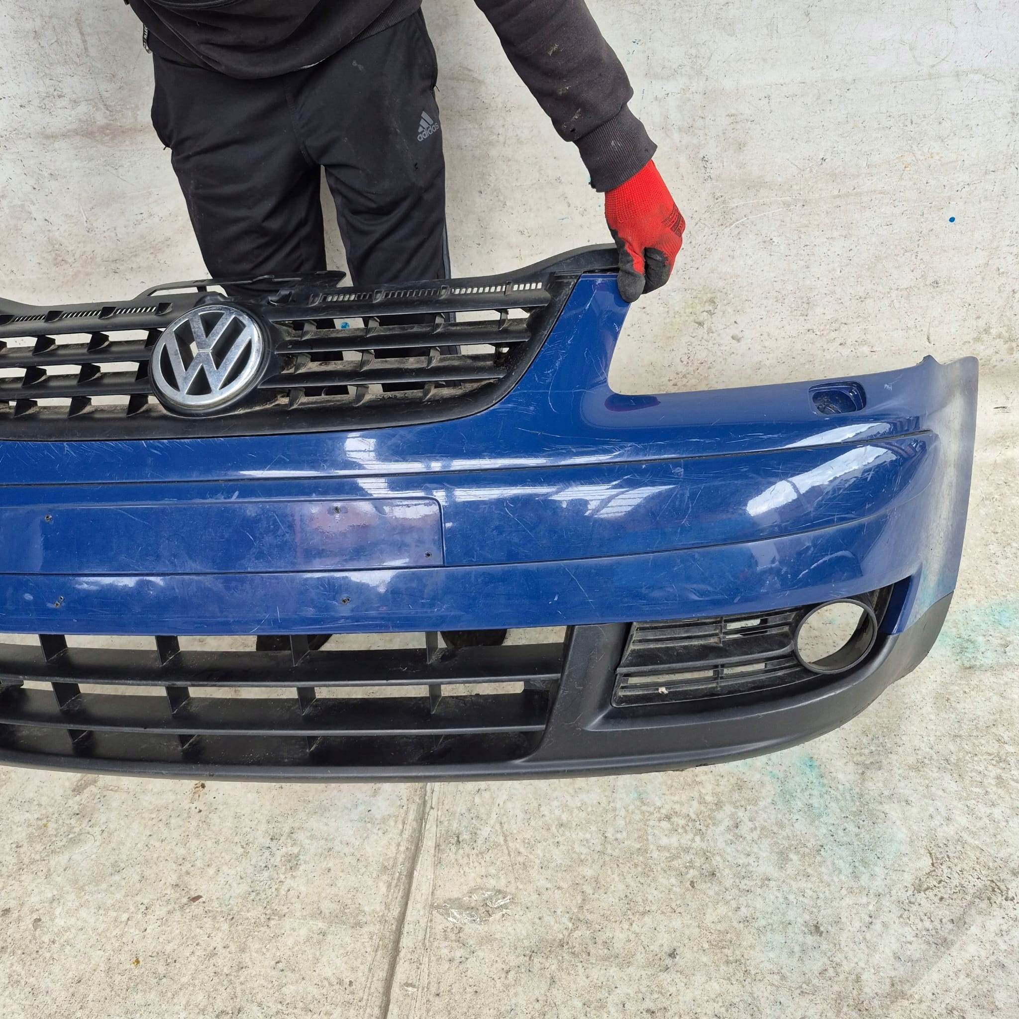 VW TOURAN and 1 03-06 bumper front front washer