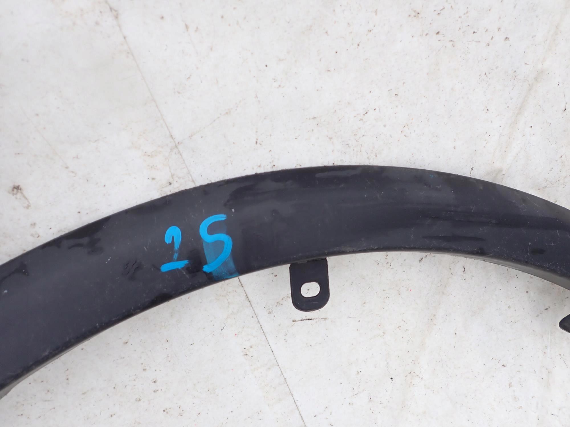SUZUKI SX4 06-14 moulding cap right front