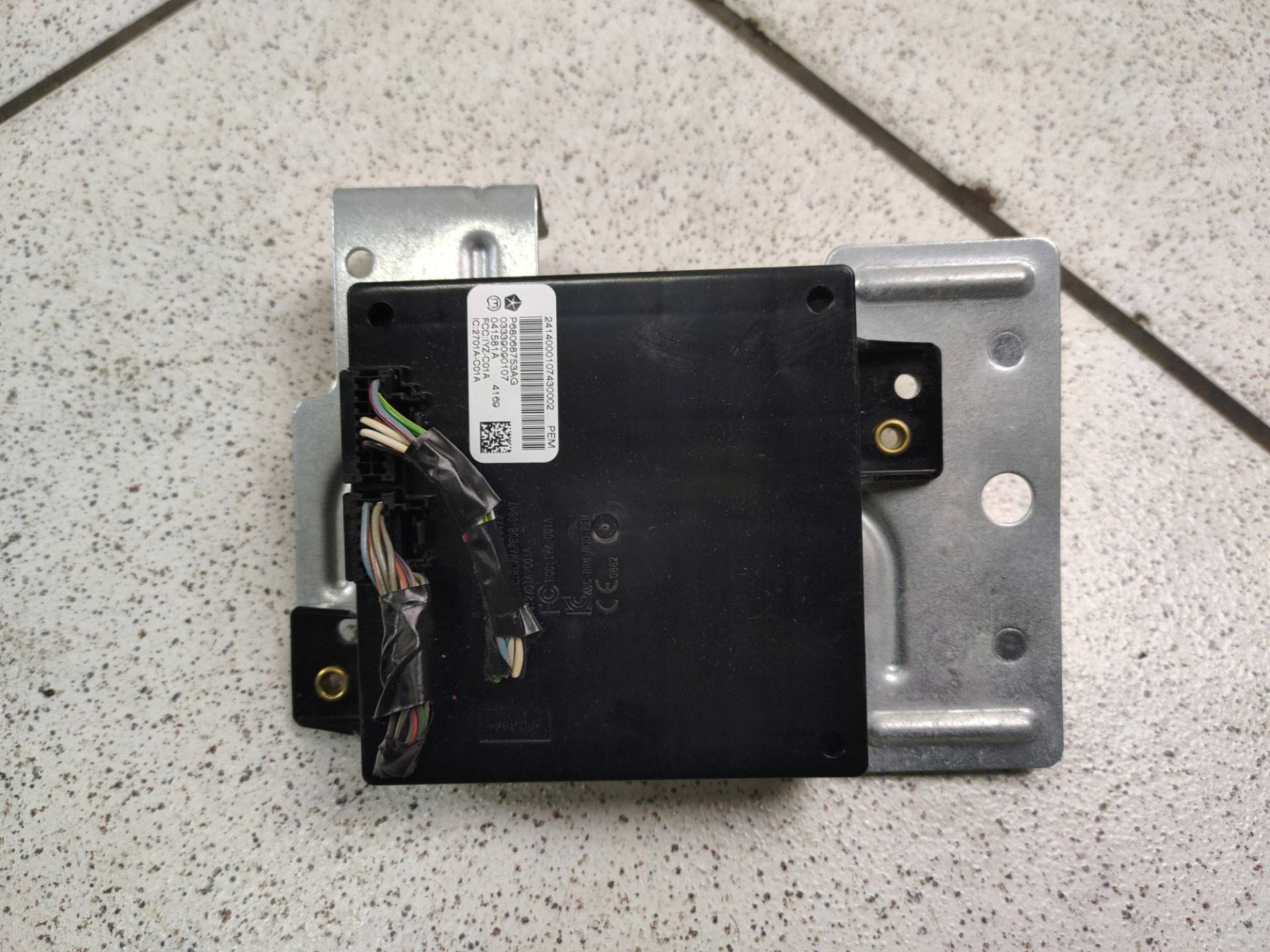 Sterownik systemu „Komfortowy dostęp” Chrysler Town and Country 5 facelift