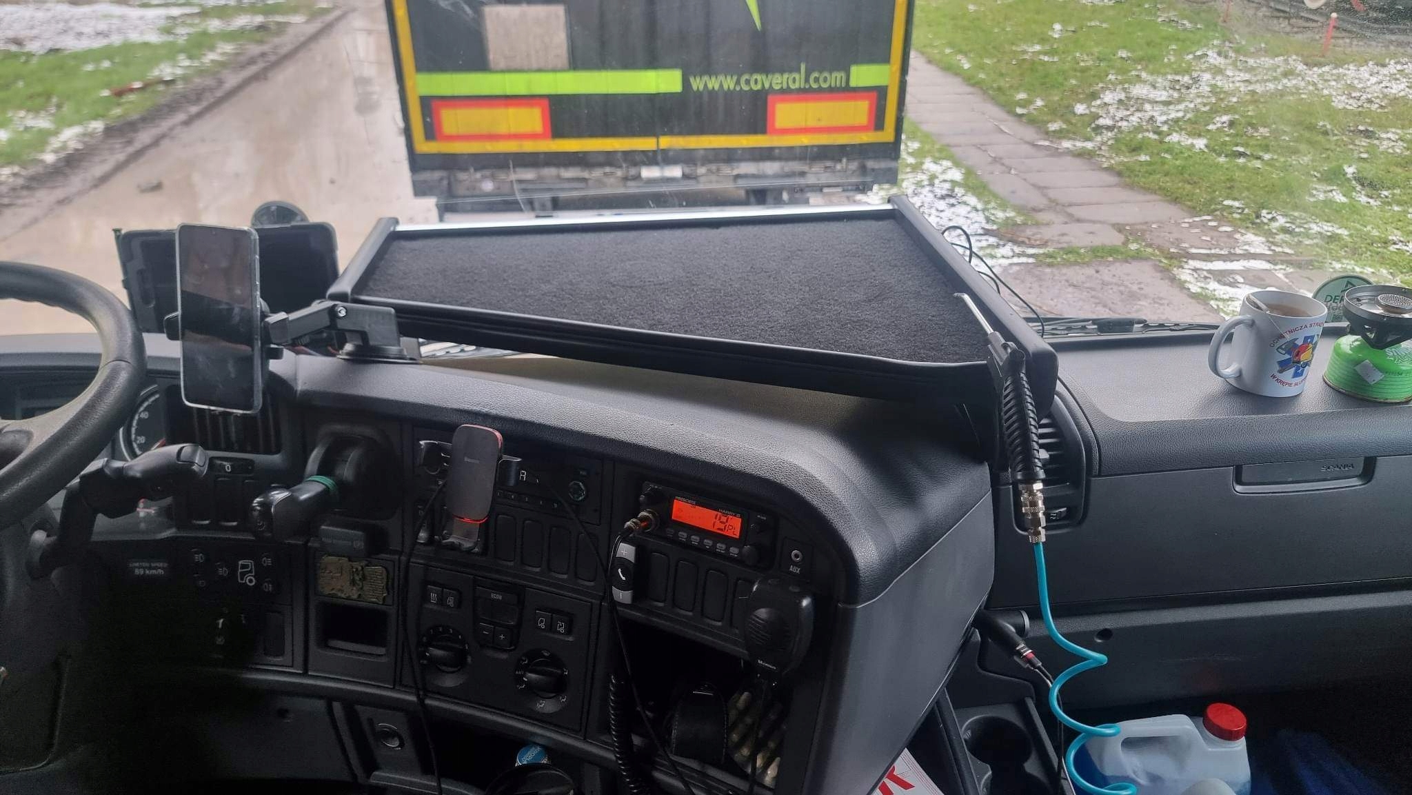 Полка для кабины Scania R / G / P 2009 - 2016г . Велюр