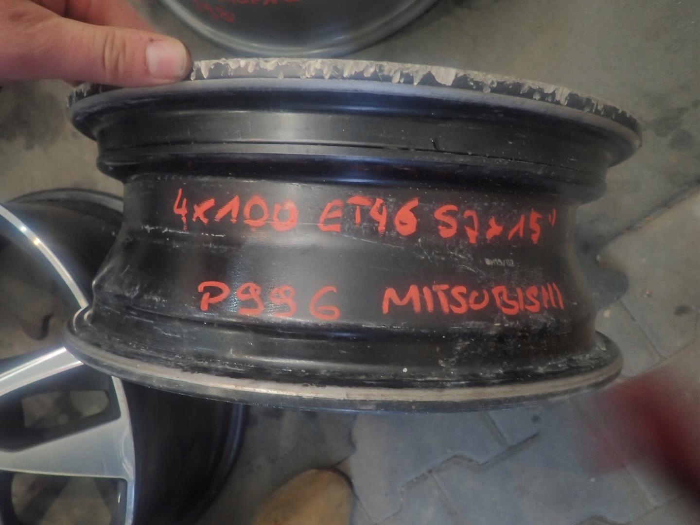 disk disk MITSUBISHI 4x100 ET46 5J 15"