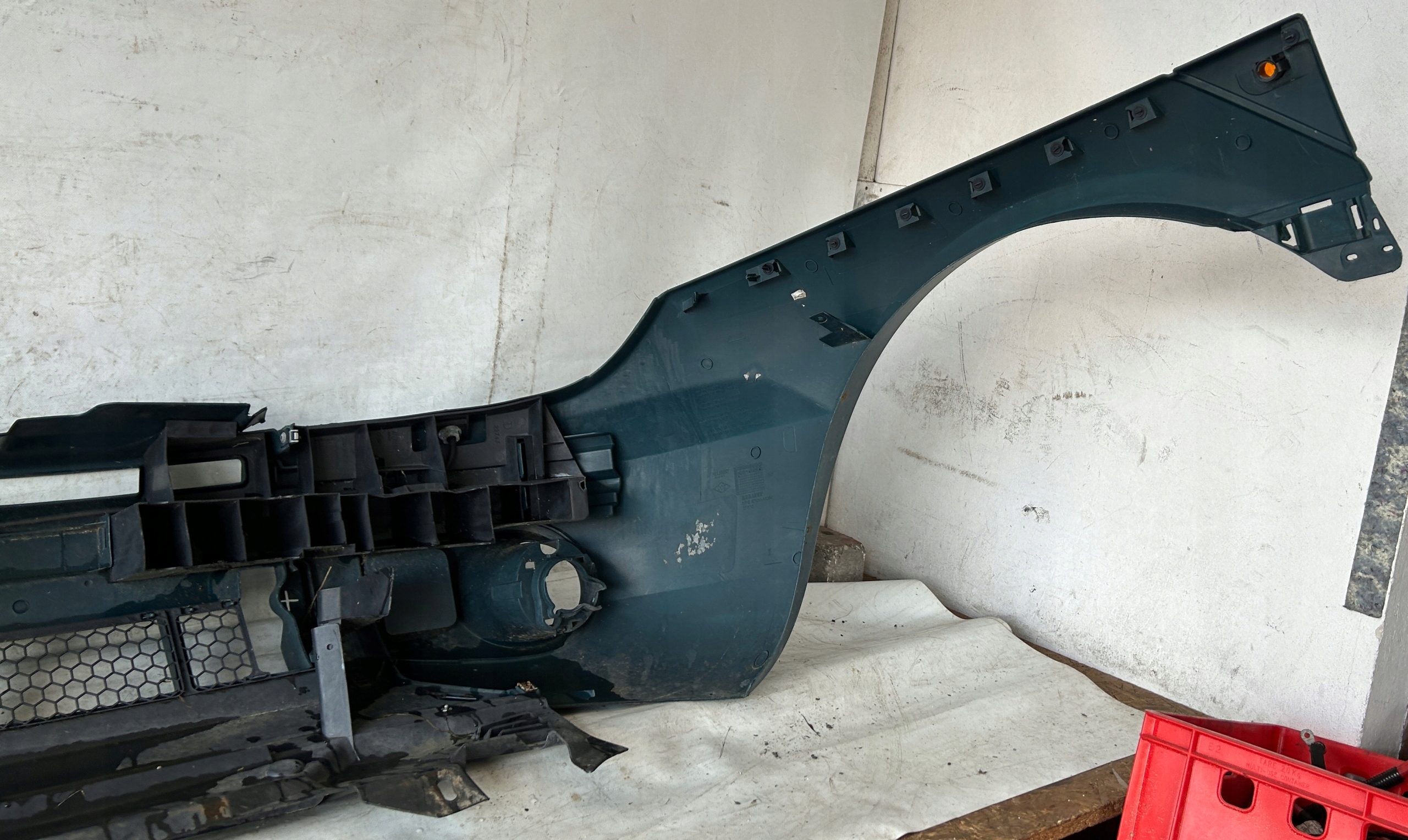 bumper front front RENAULT SCENIC and RX4 washers