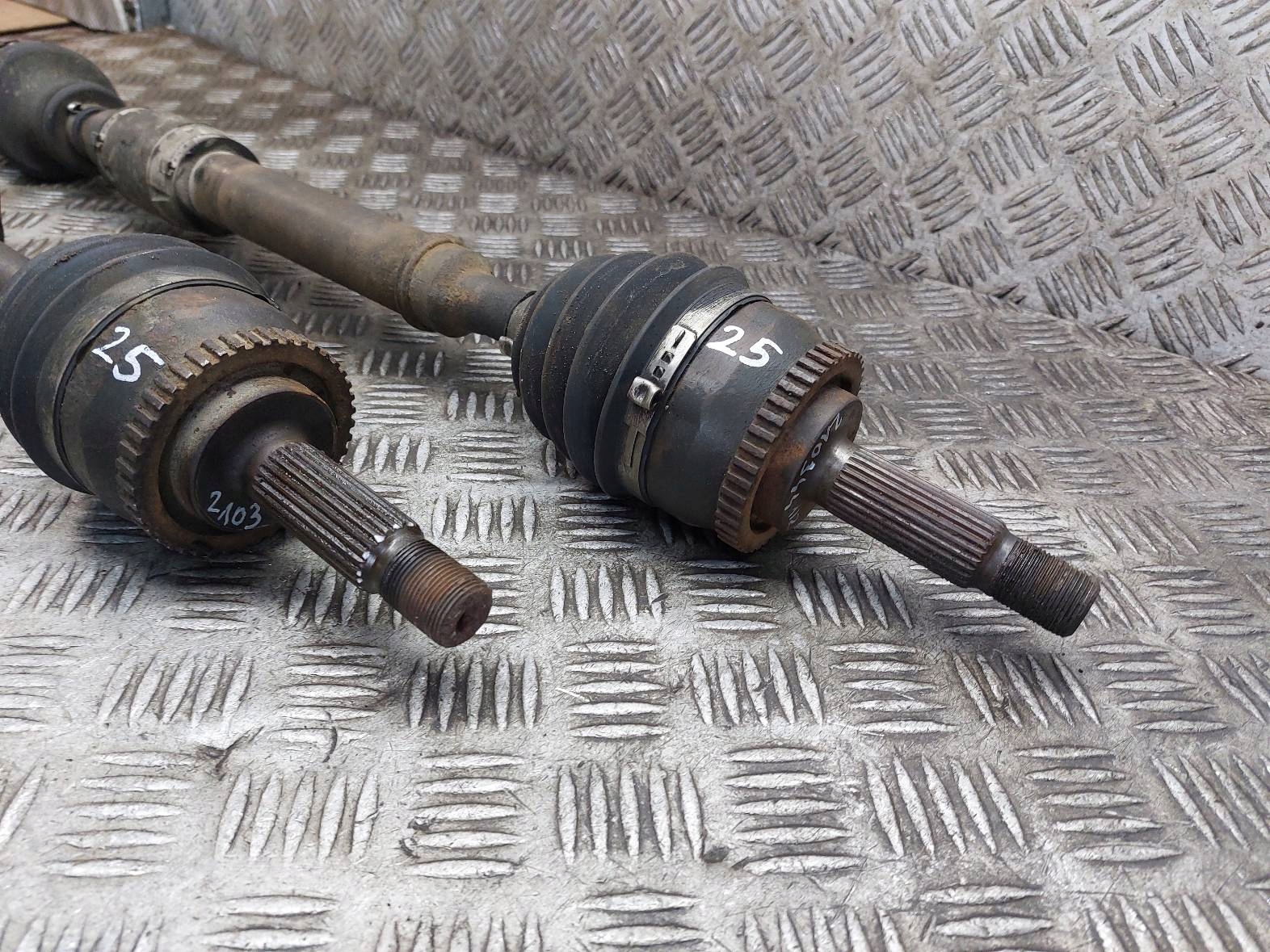 semi-axis left front + right front 5B VOLVO S40 and LIFT