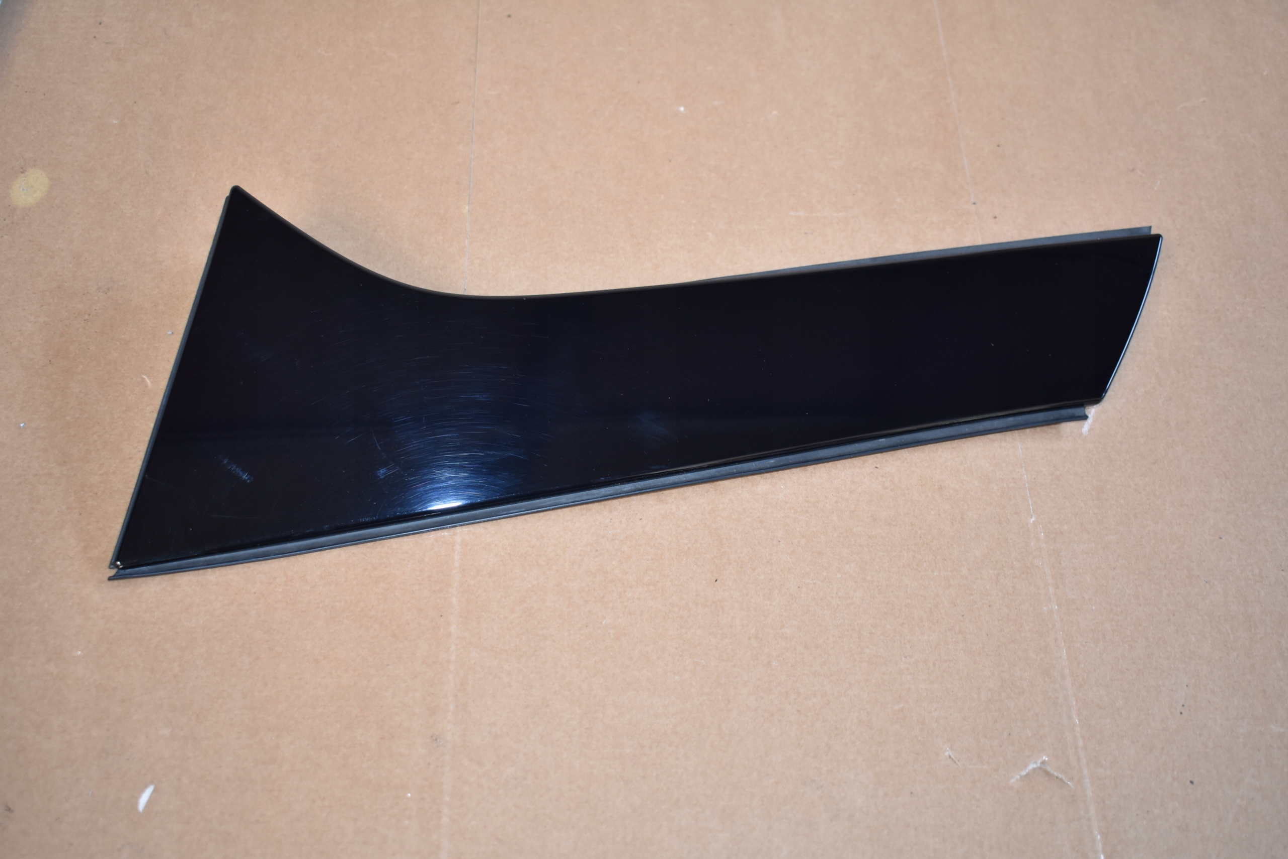 IDEALNA moulding bonnet boot left MERCEDES GLA H247 H243 1