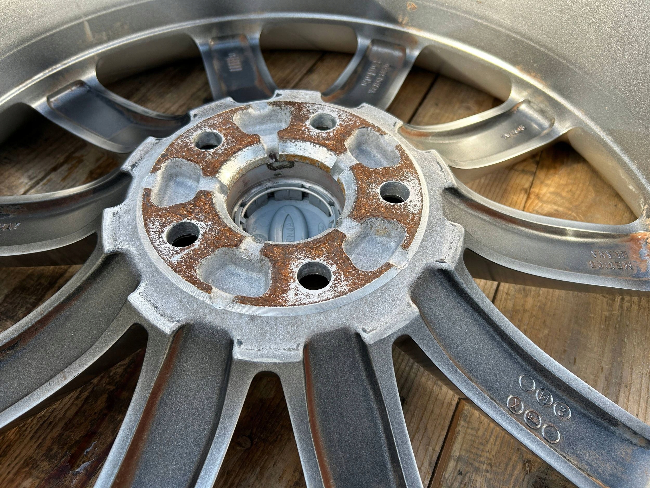 wheel disc discs disc 19" 19x8jx39 Ford Flex 2013