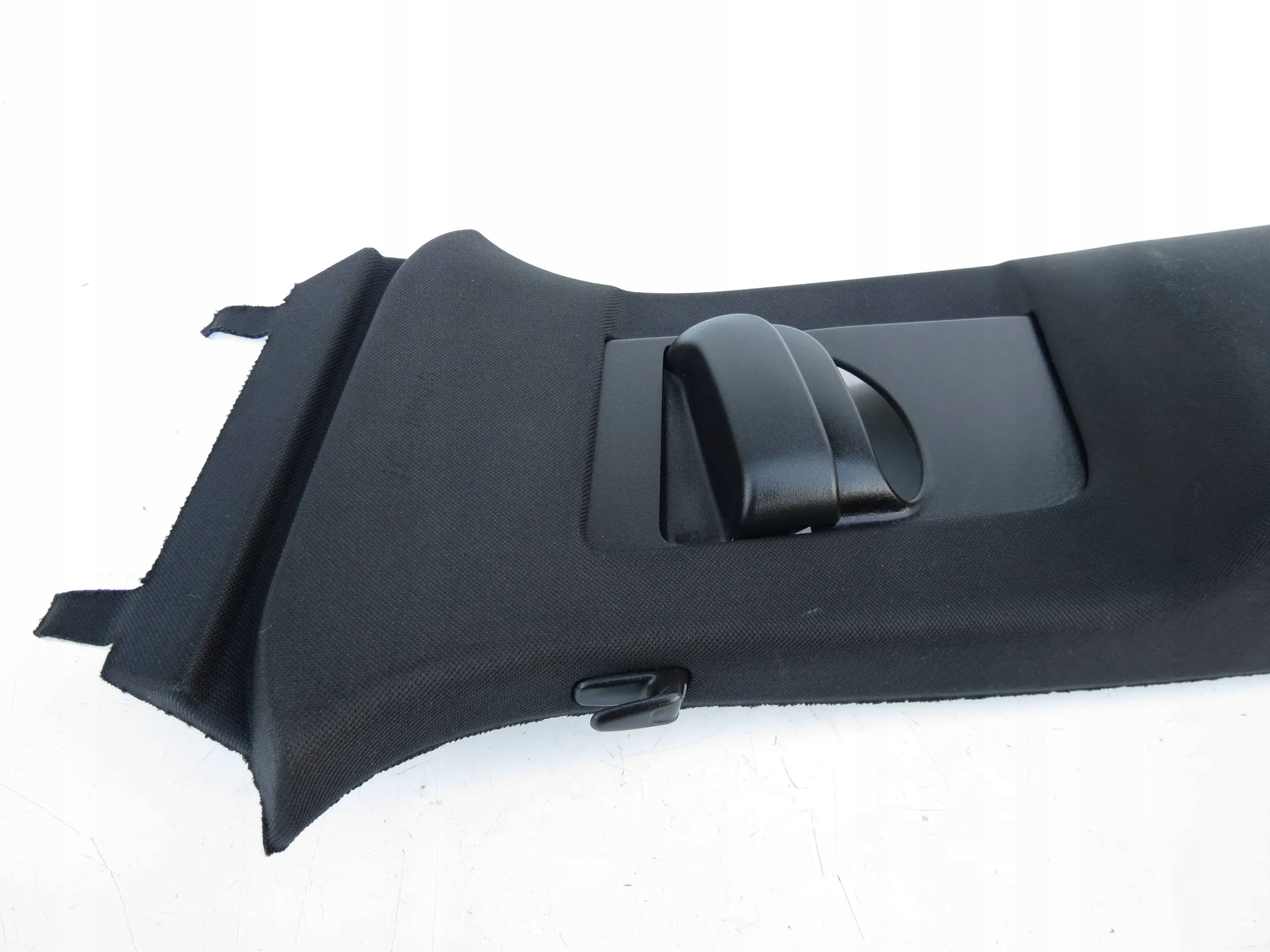 cover SLUPKA B left VOLVO XC60 II 17