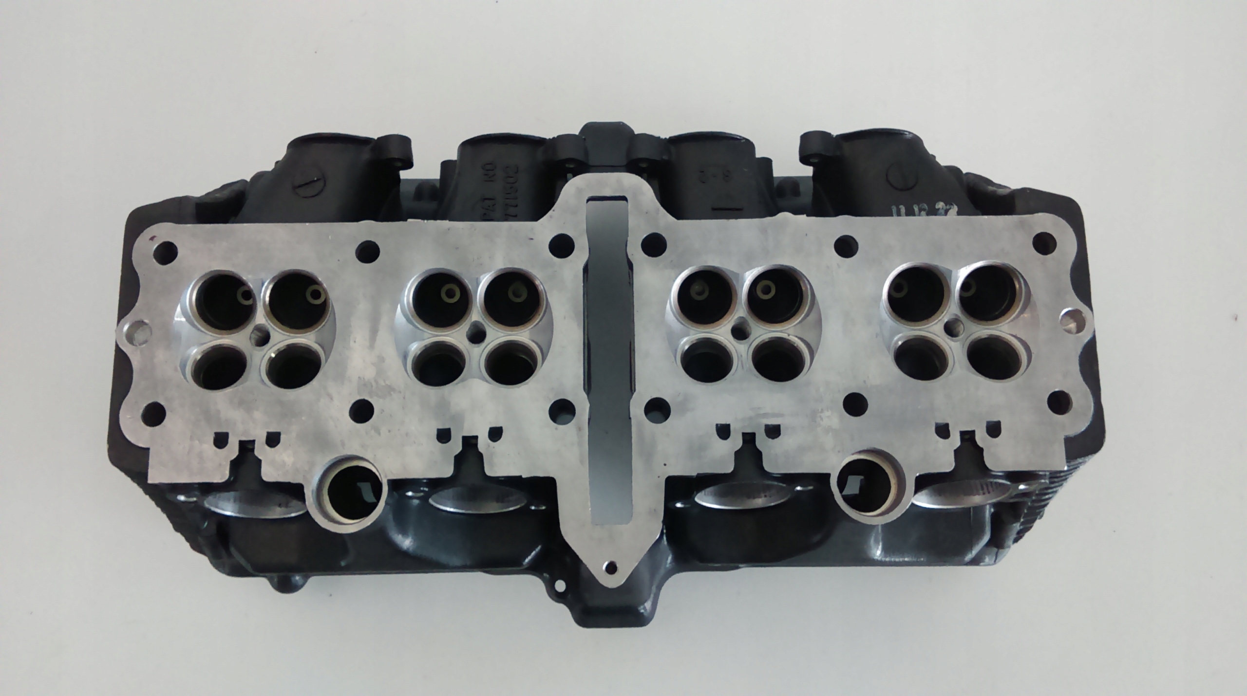 56ty6544 - SUZUKI GSX 700 F головка