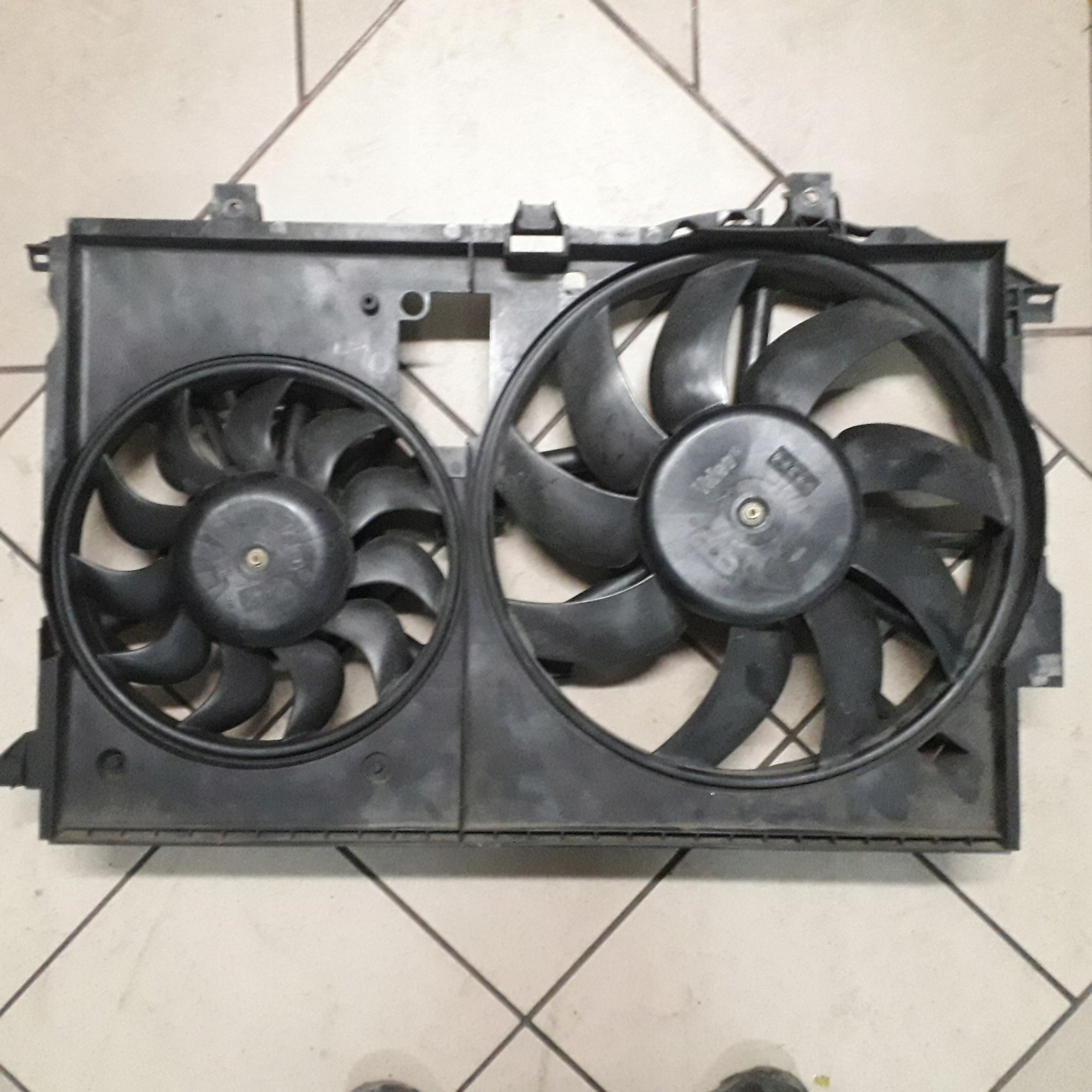 OPEL VECTRA SIGNUM 03- 3,0 WENTYLATORY CHŁODNICY