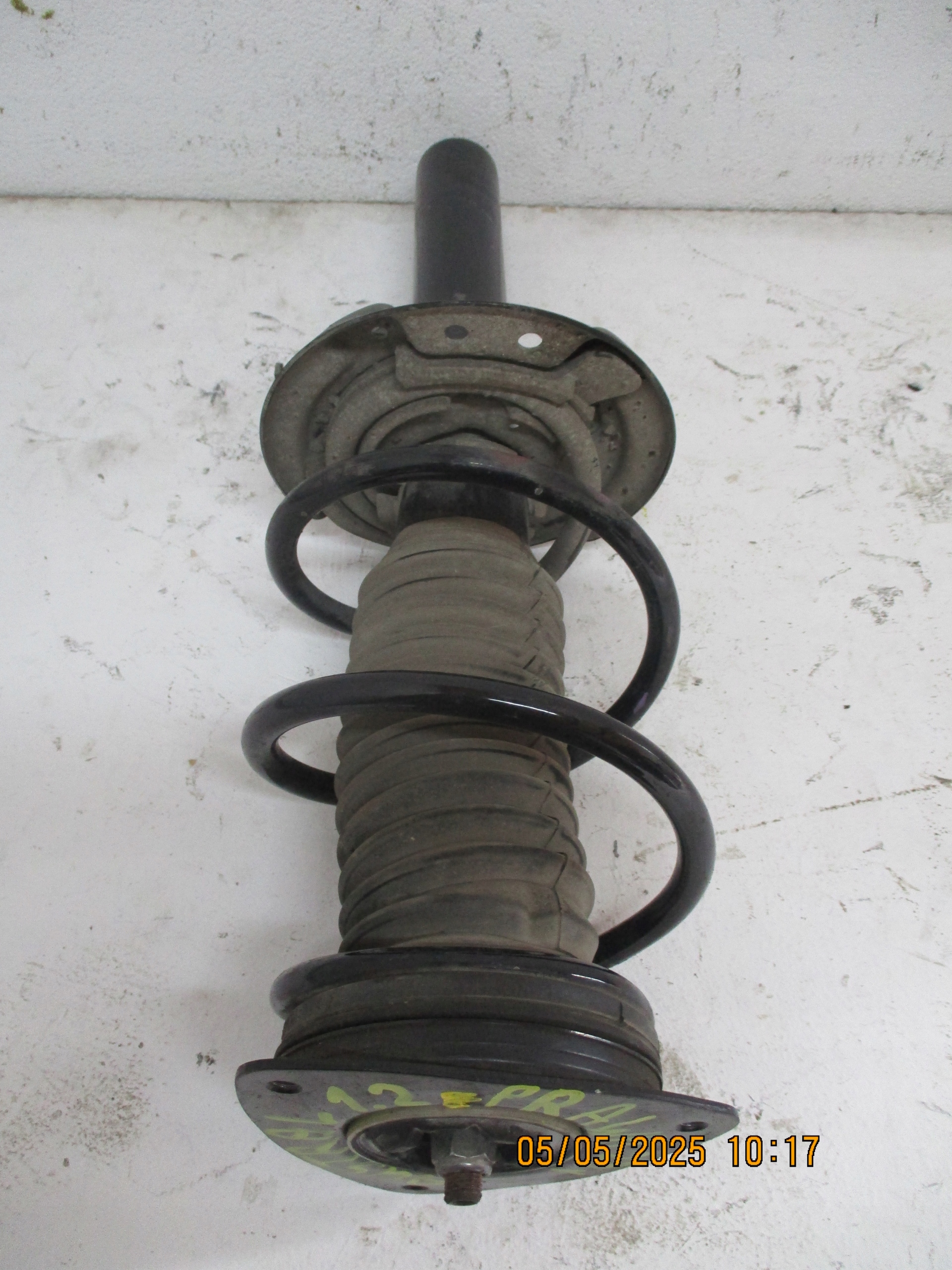 shock absorber amor front right left RENAULT AUSTRAL 543020508R 543033805R