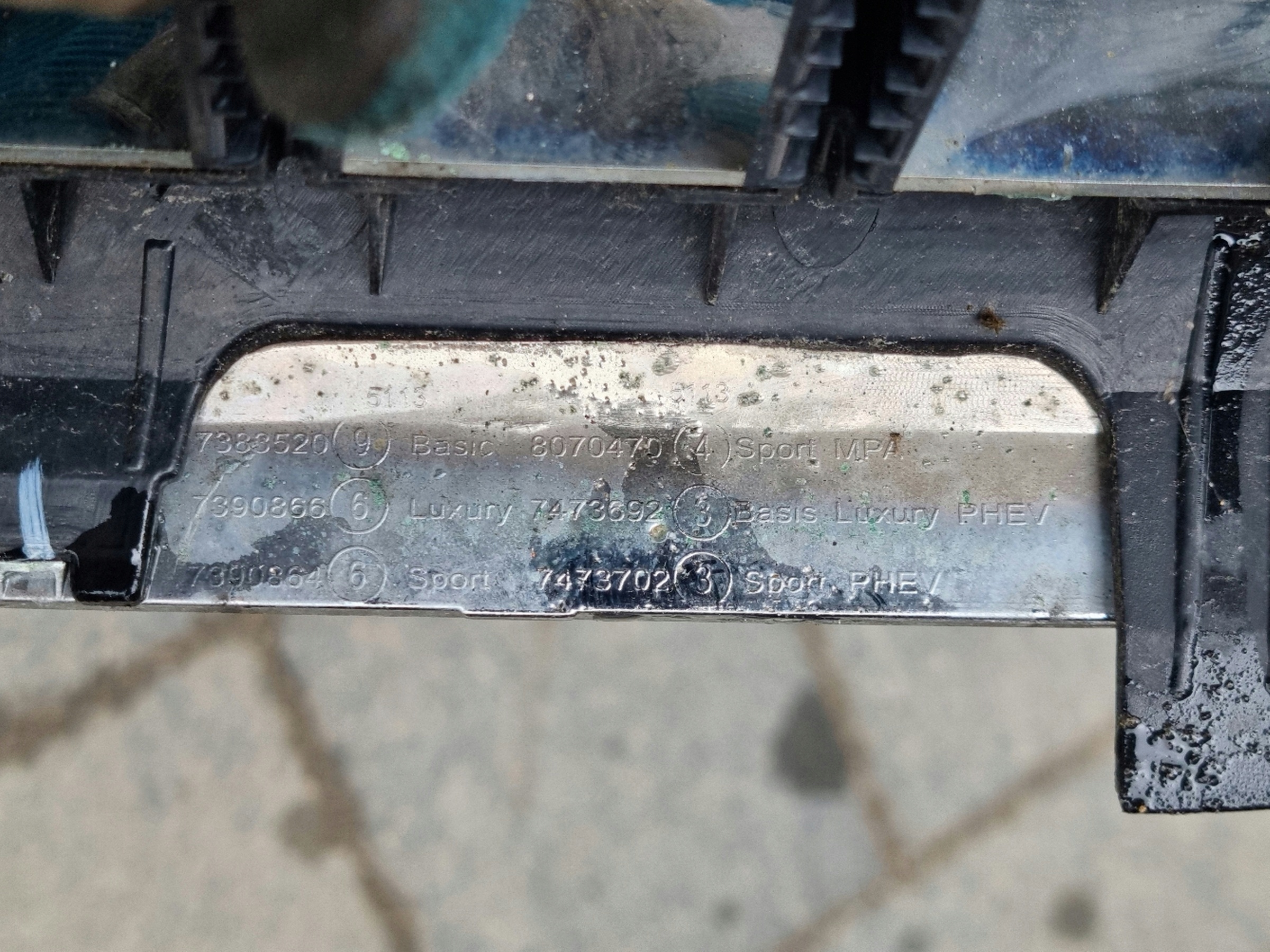 BMW 5 G31 Kühlergrill FRONTGRILL Kühlergitter - Thumbnail 2