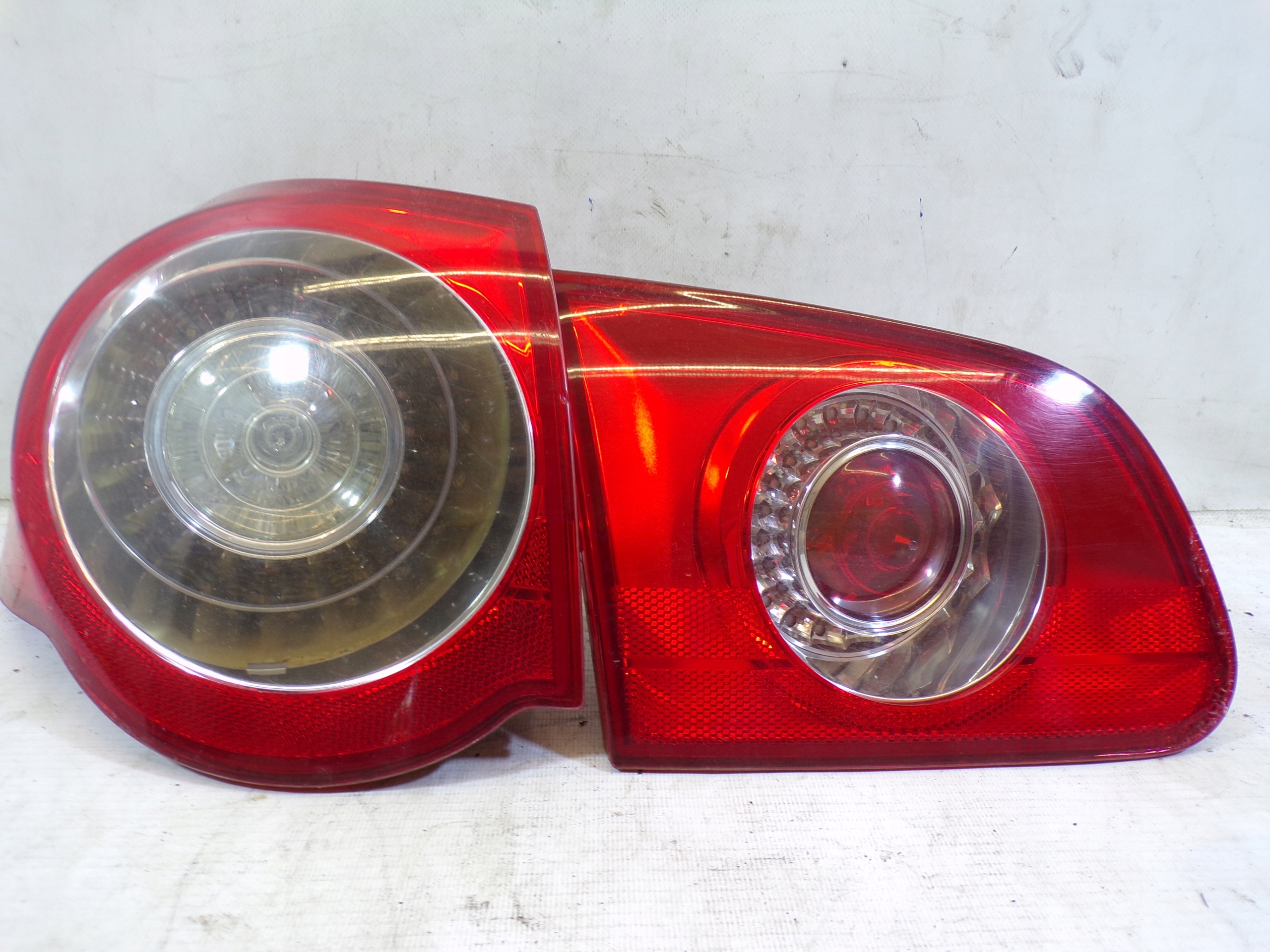 light rear rear part left VOLKSWAGEN PASSAT B6 KOMBI (K1)