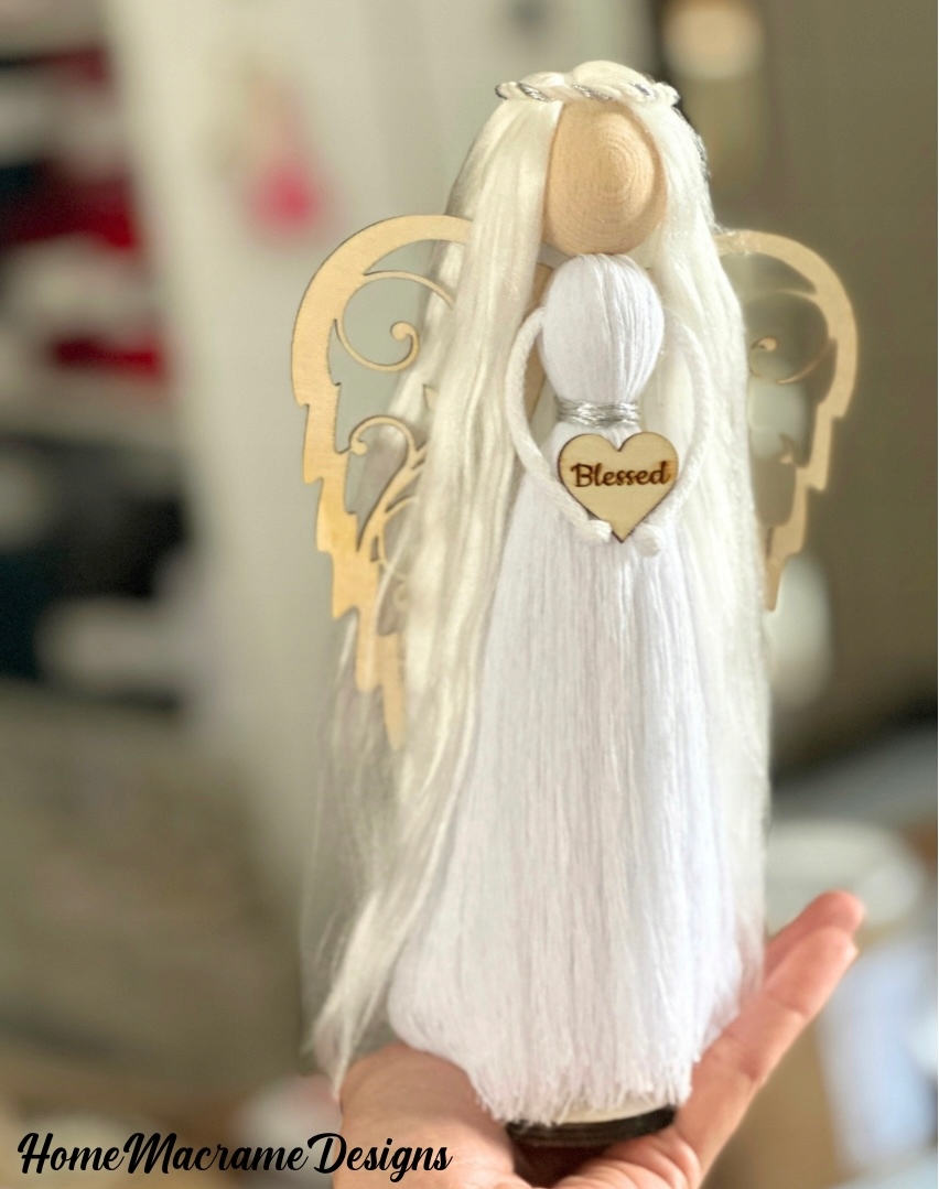 Makramé stojící anděl, ruční práce, památka na dárek
