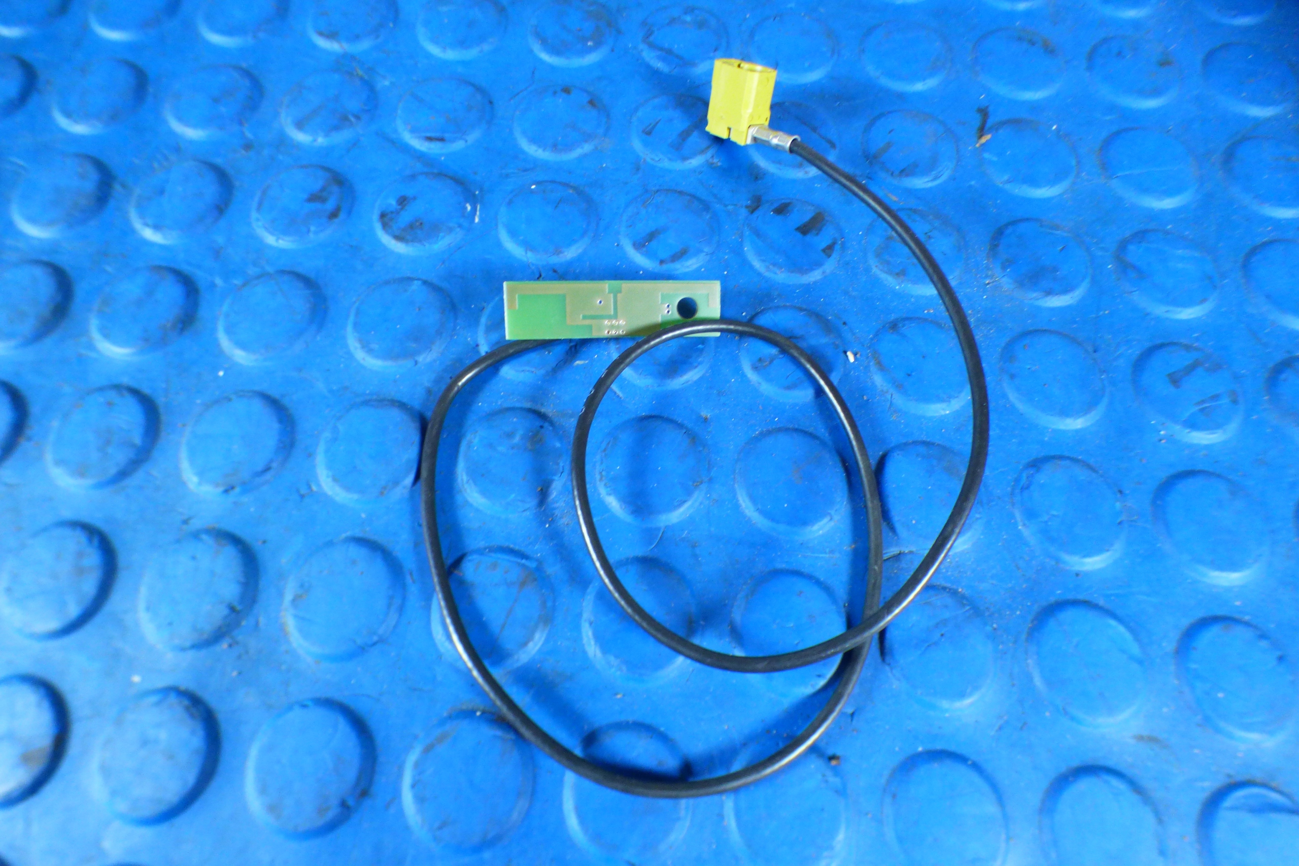 Module Antenne A1729056500 MERCEDES B-KLASA II W246