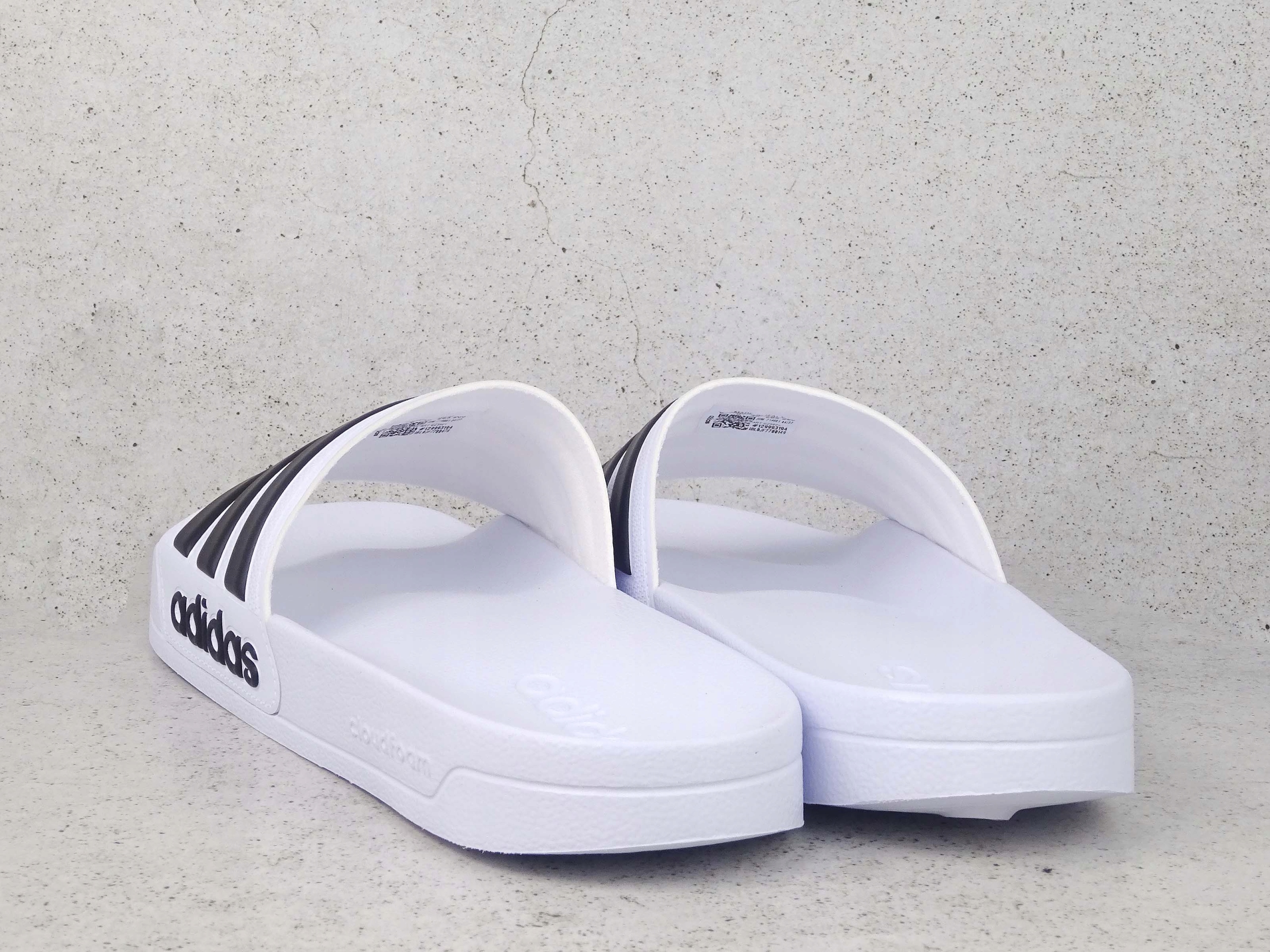 ADIDAS ADILETTE SHOWER GZ5921 KLAPKI PLAŻA BASEN Nosek okrągły