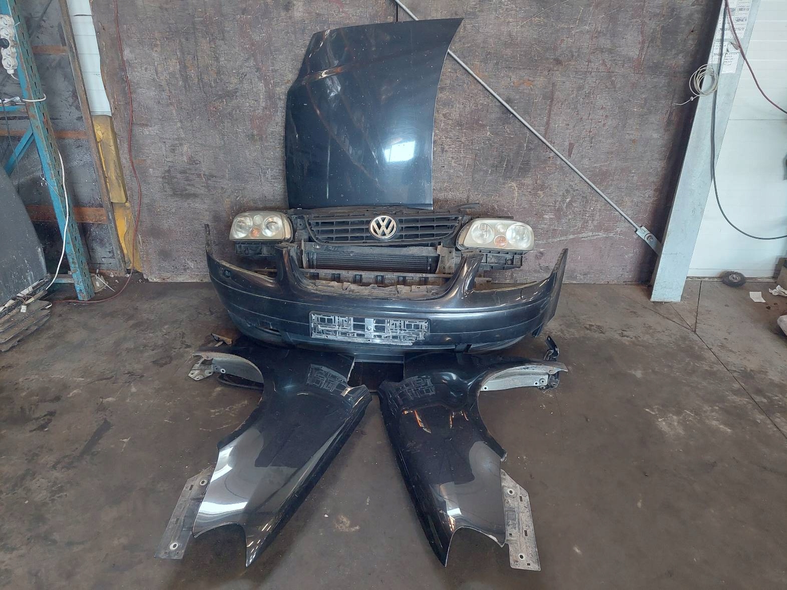complete front bonnet bumper light VOLKSWAGEN TOURAN and LC9Z