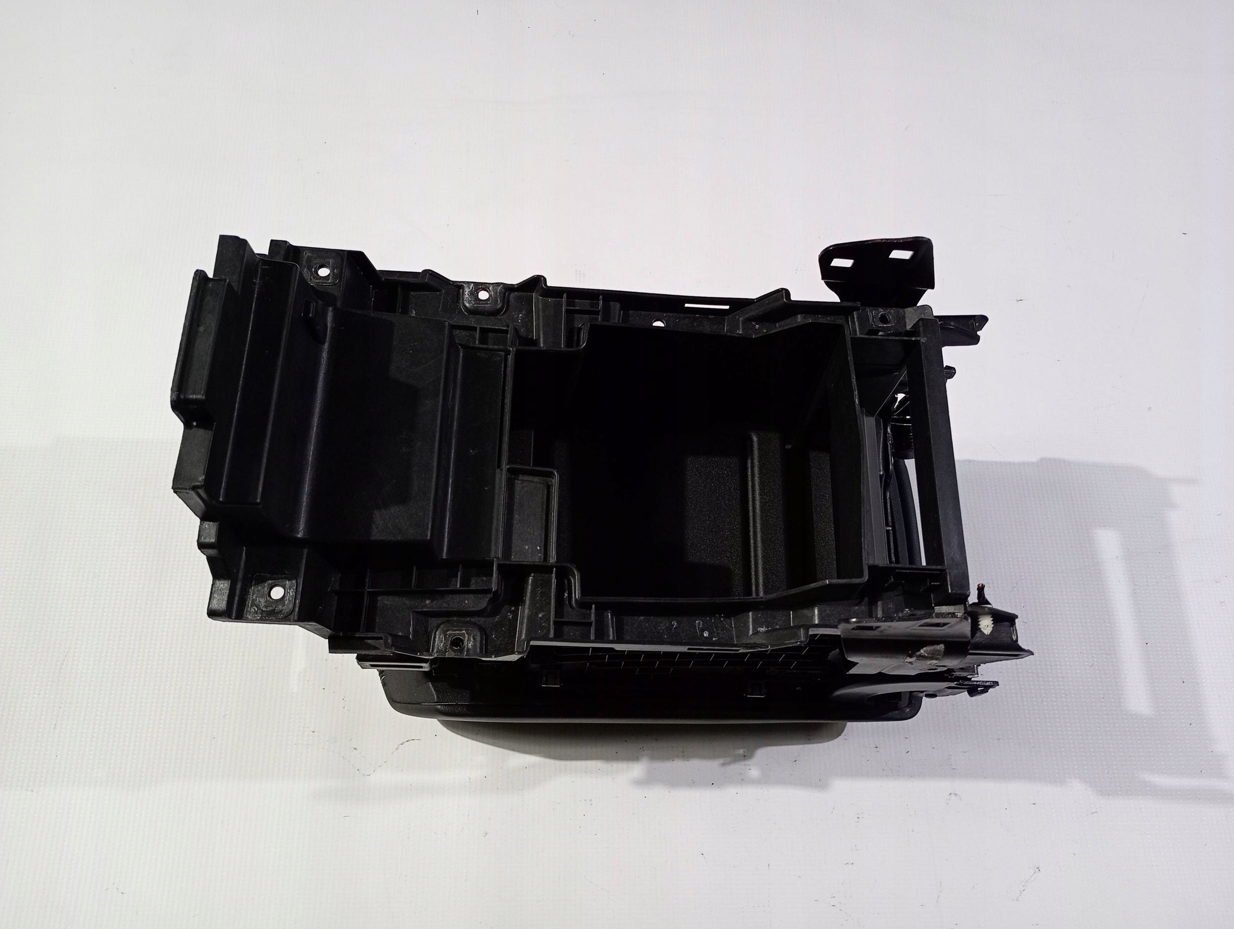 Tunel central armrest passenger compartment Ford Edge II 2015