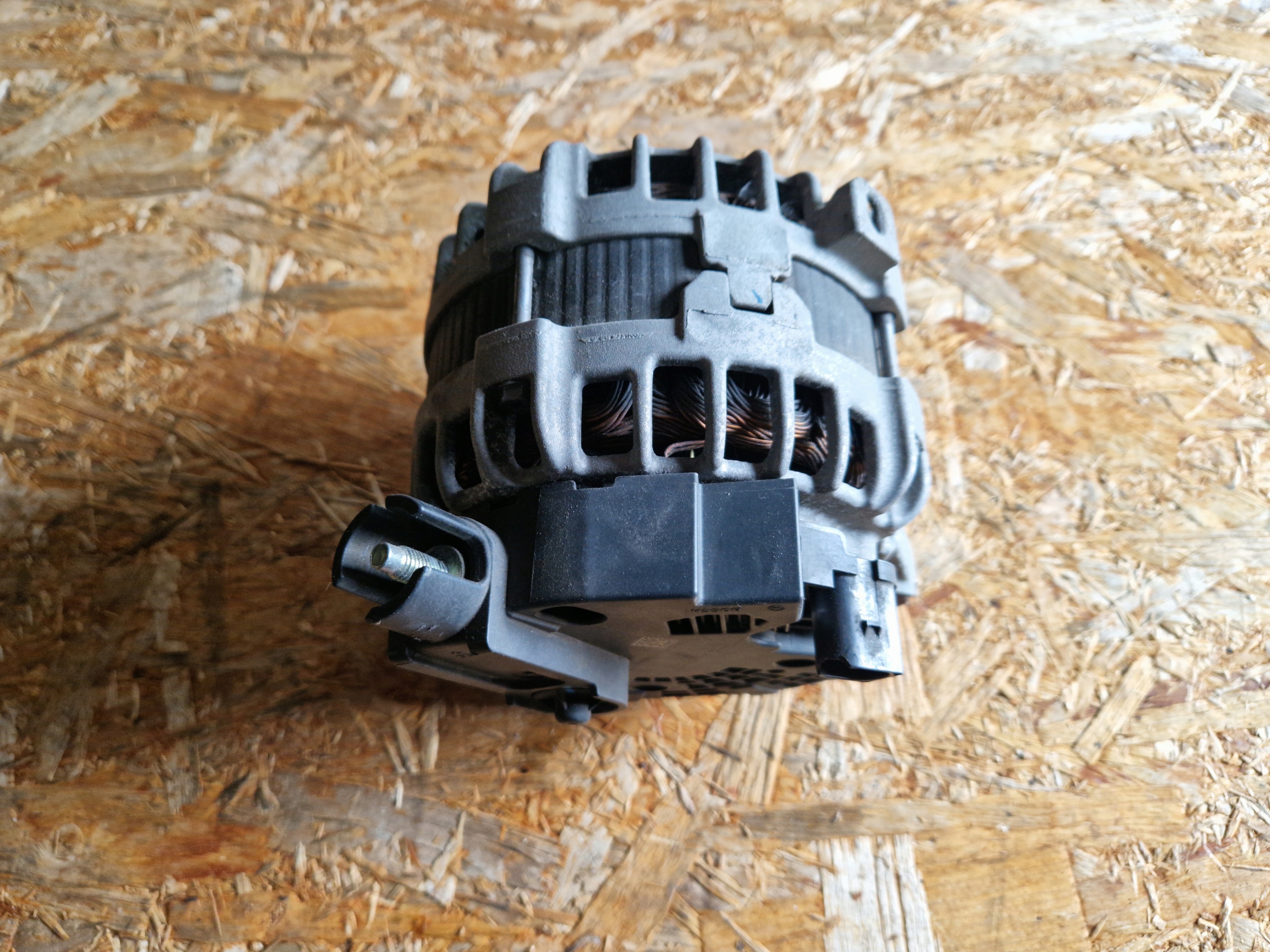 alternator JAGUAR RANGE ROVER 2.0D GX73-10300-CE