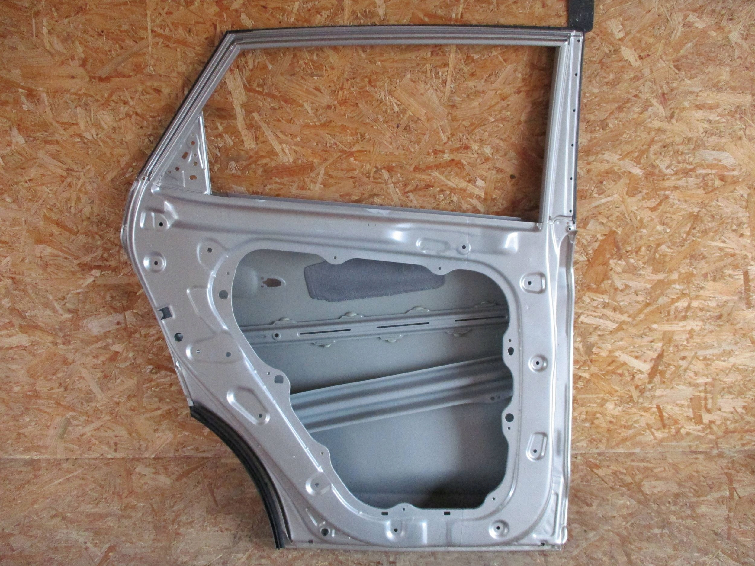 door rear part rear. left HYUNDAI TUCSON III 15