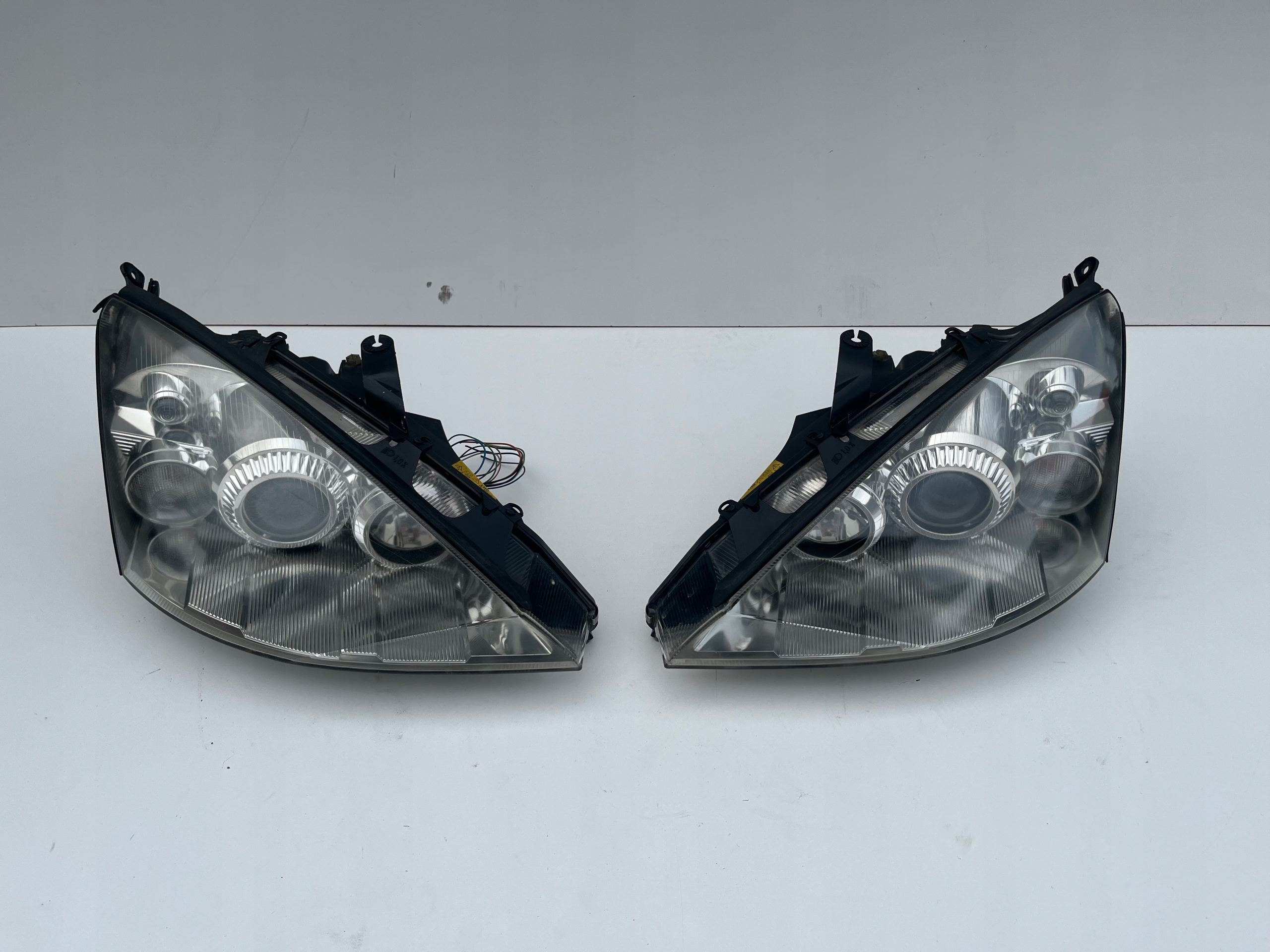 light Reflektor front right left Ford FOCUS Mk1 LIFT Xenon OEM 01-08r.