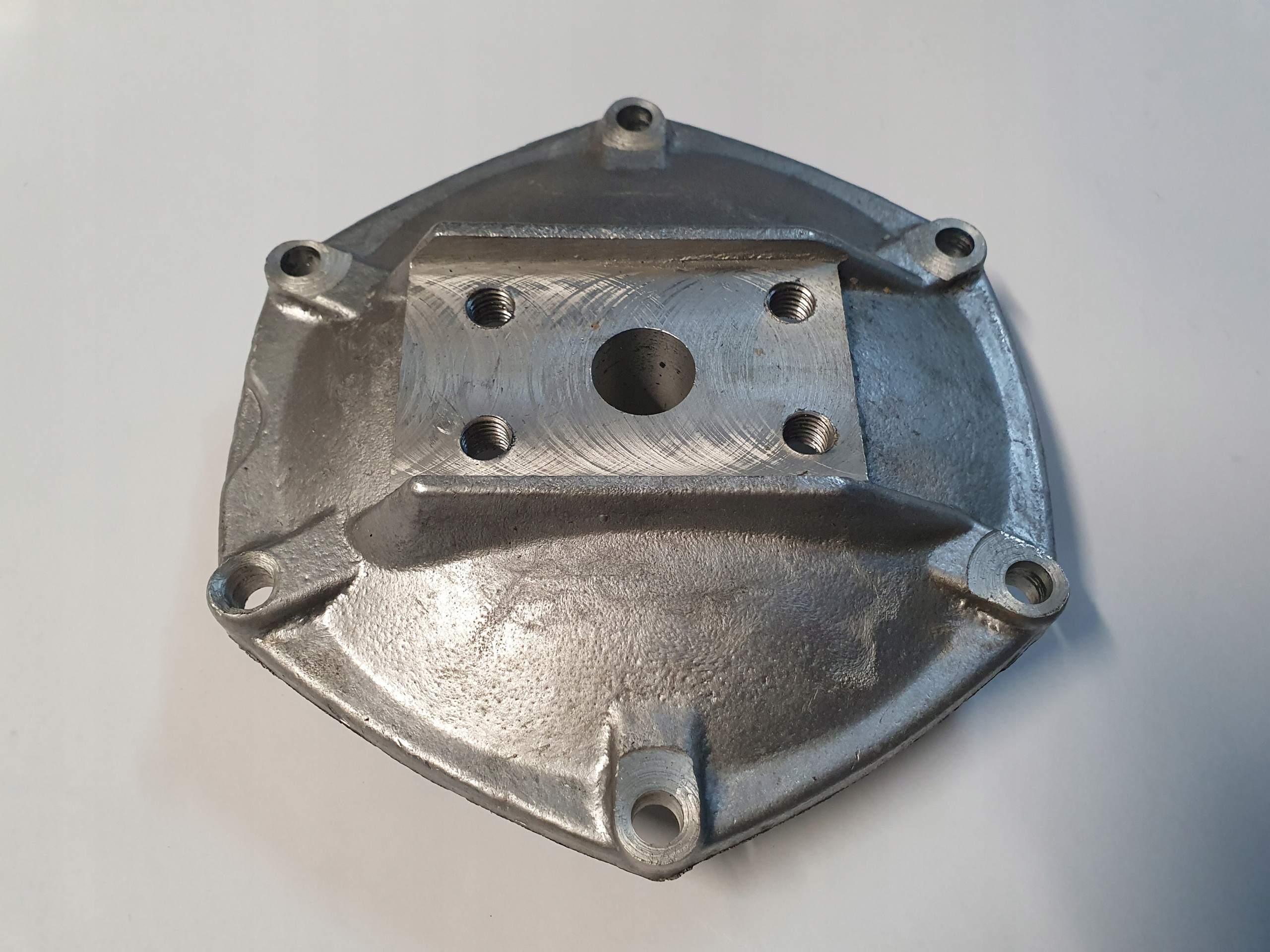 Kryt krytu diferenciálu pohonu dnapr k-750