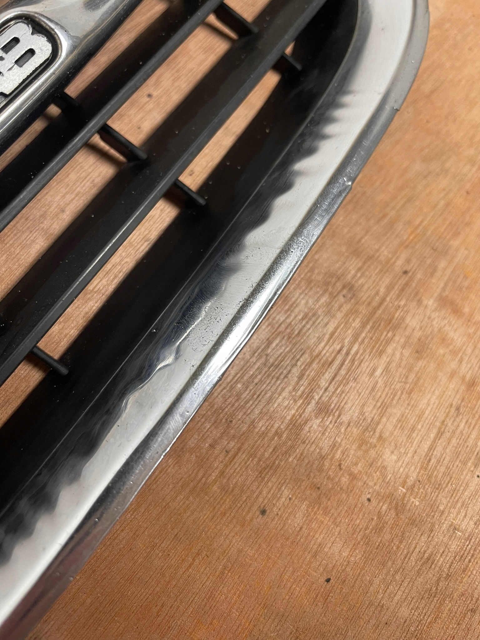 SAAB 9-5 LIFT 2001 - 2005 GRILL ATRAPA CHŁODNICY PRZÓD Wersja Europejska