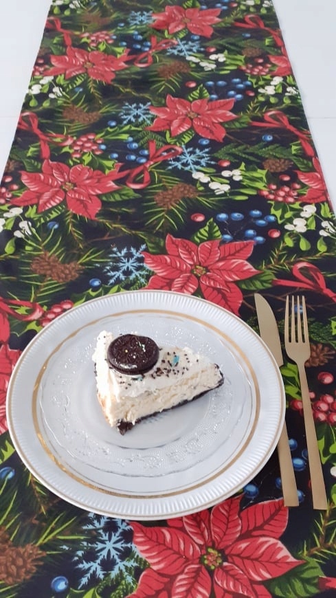 

Bieżnik na stół 140x40 cm wzór Gwiazda Betlejemska