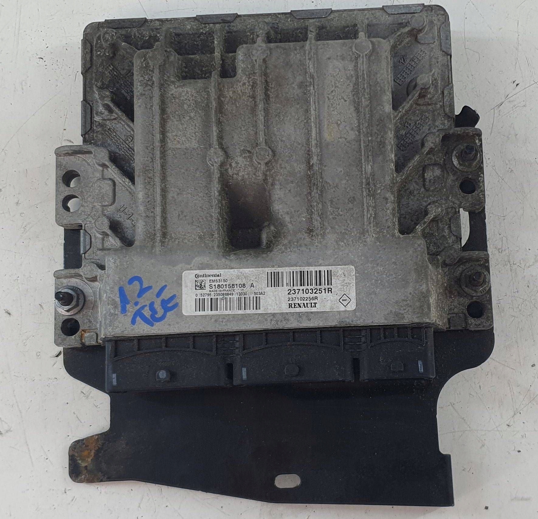 Renault Megane III 3 1.2 TCE 237103251 control unit module ECU computer of the engine