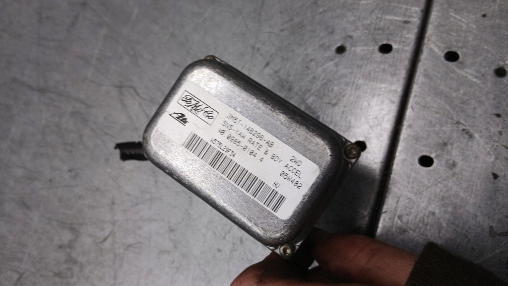датчик esp mazda 3 и BK 2.0b 03-09R 3M5T-14B296-AB