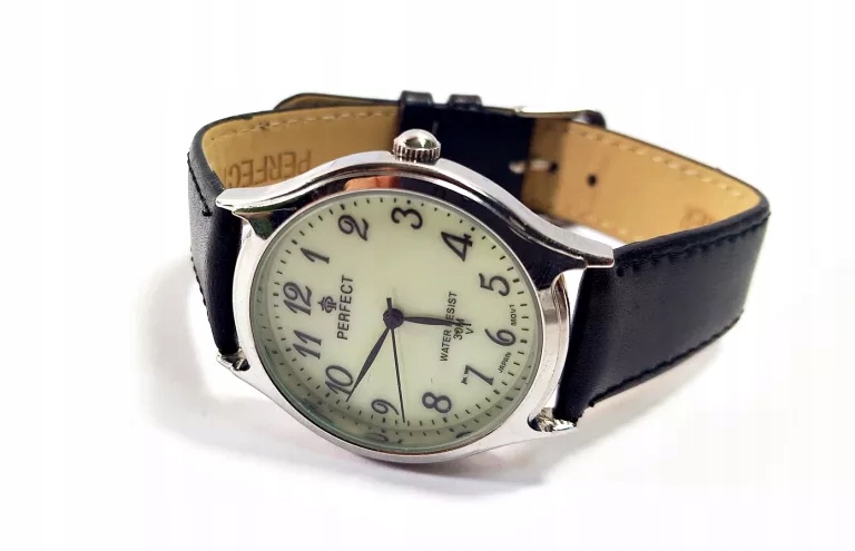 ZEGAREK PERFECT 118 NA CZARNYM PASKU