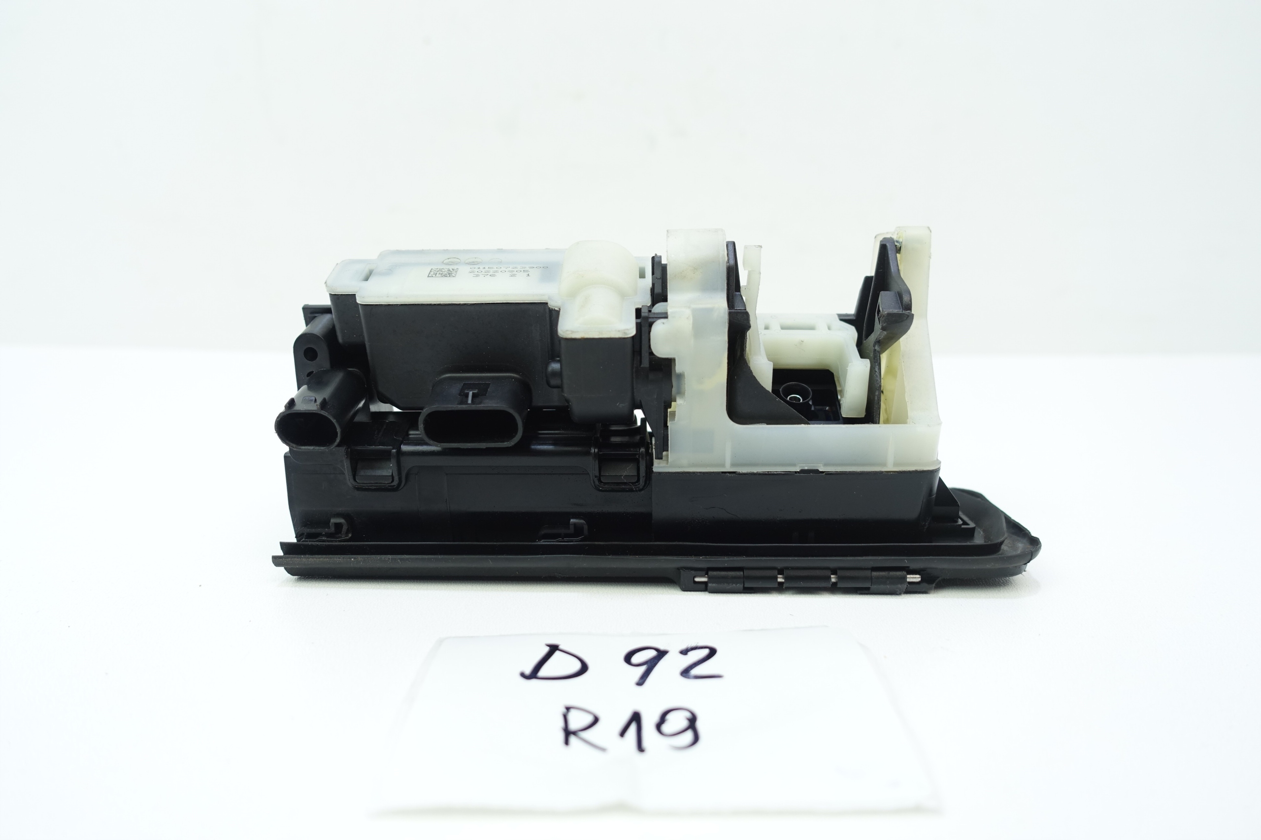 KAMERA MIKROSTYK bonnet boot MERCEDES W247