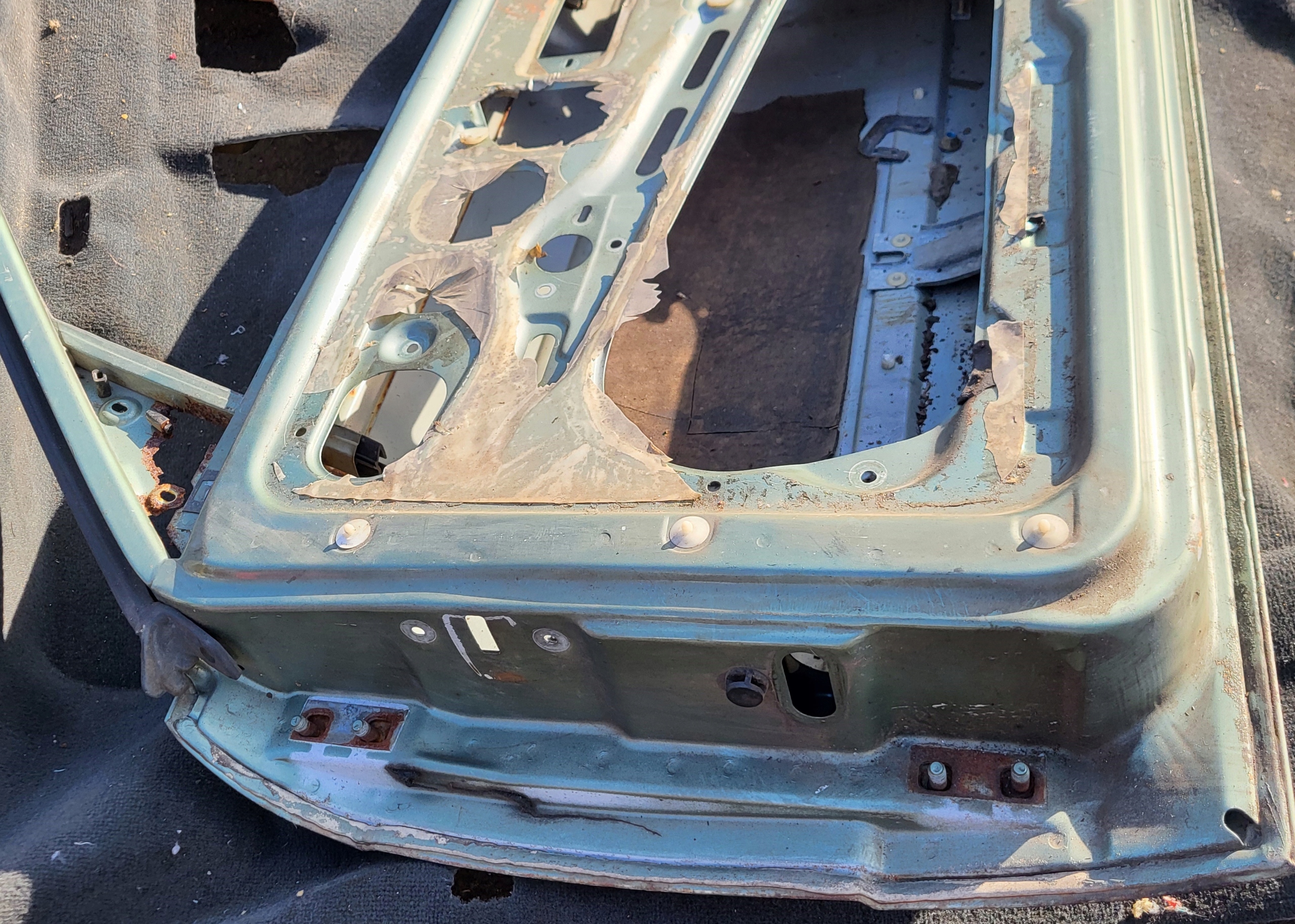 Tür rechts vorne vorne R BMW 3 E30 4D