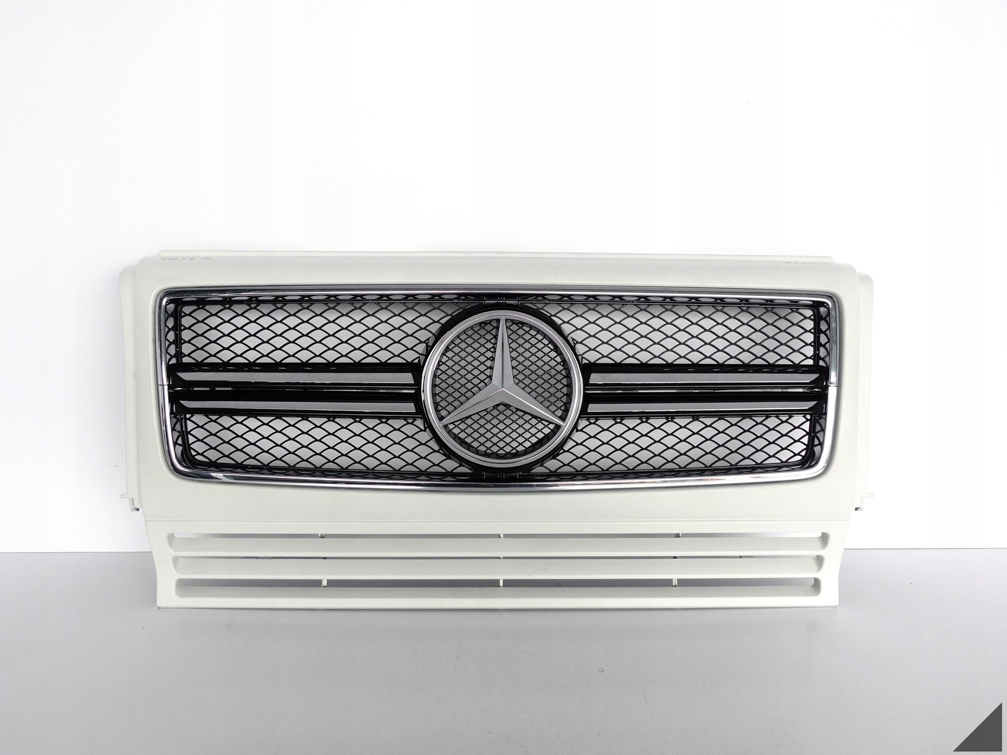 MERCEDES G-KLASA W463 AMG 63 65 12-18 LIFT GRILL ATRAPA OBUDOWA PRZÓD