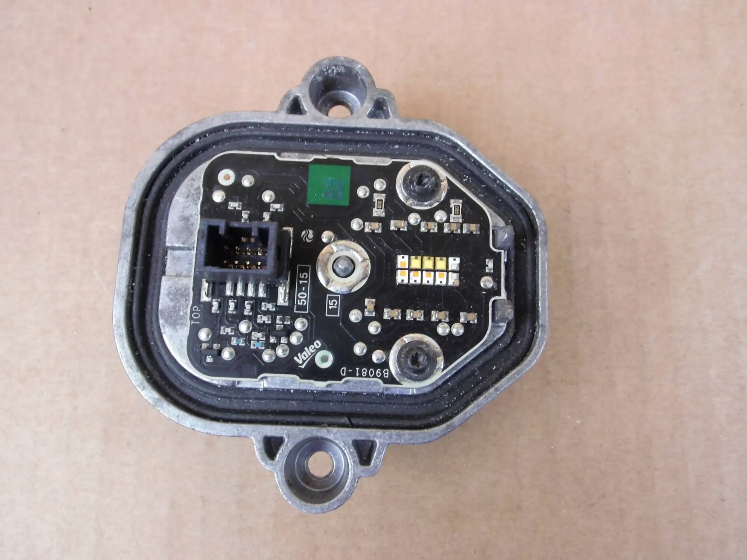 Volvo XC90 S60 V90 module control unit control unit of the lights LED front B9081-D