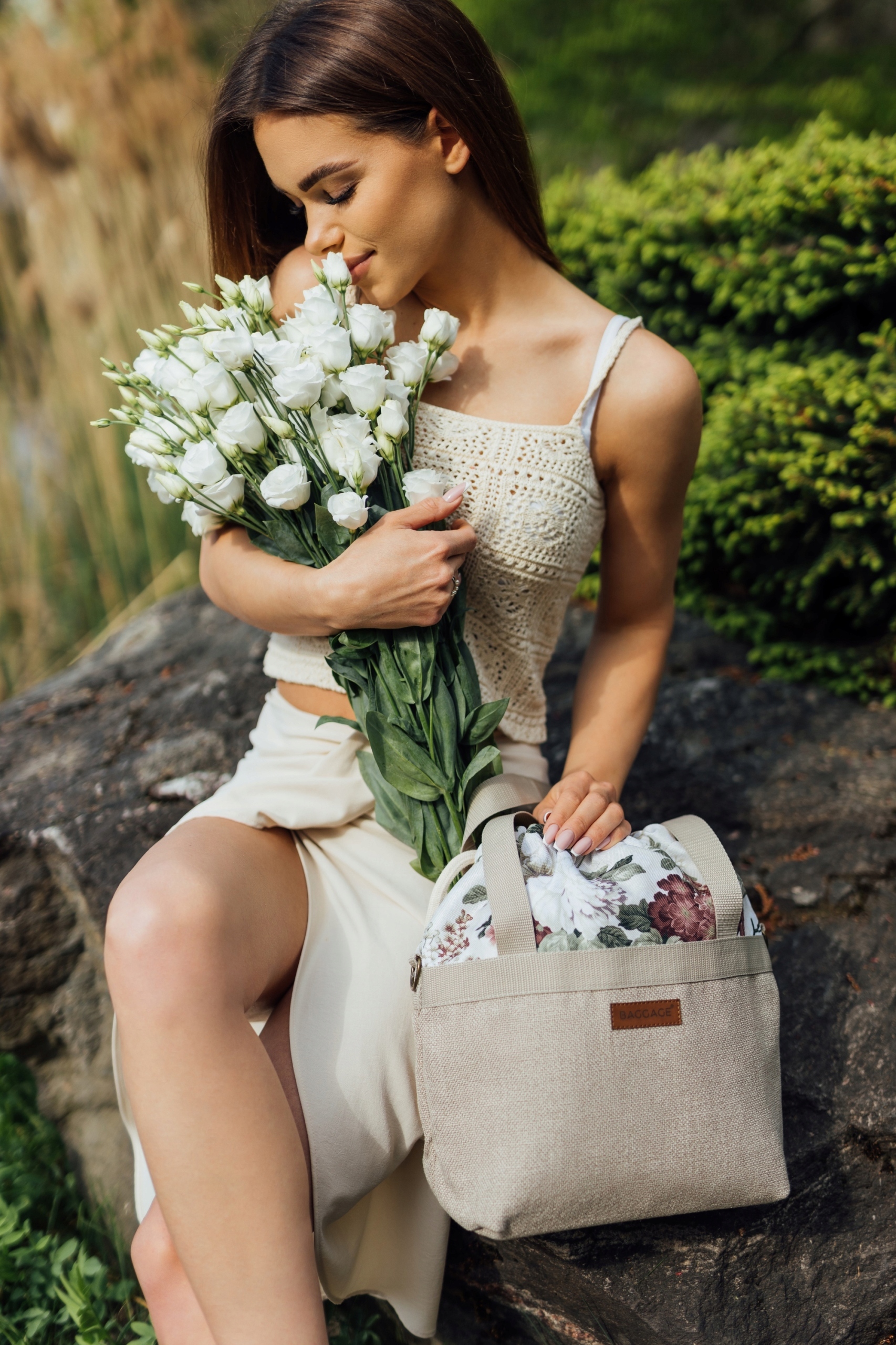 TOREBKA WOREK BAGGAGE TORBA GARDEN KWIATY BEŻOWA Materiał dominujący tkanina